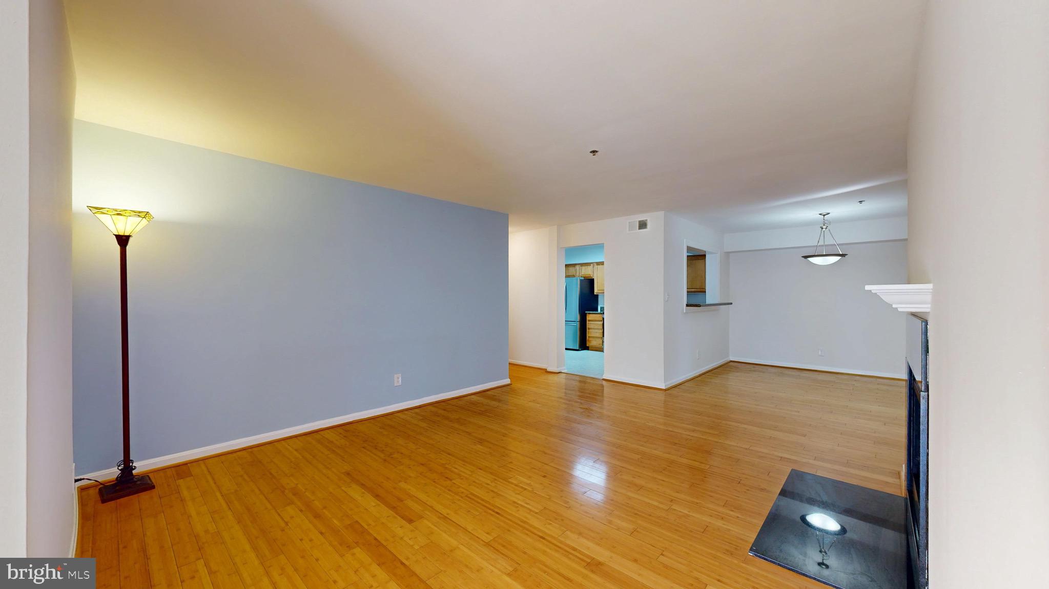 FOUR WINDS AT OAKTON - Residential