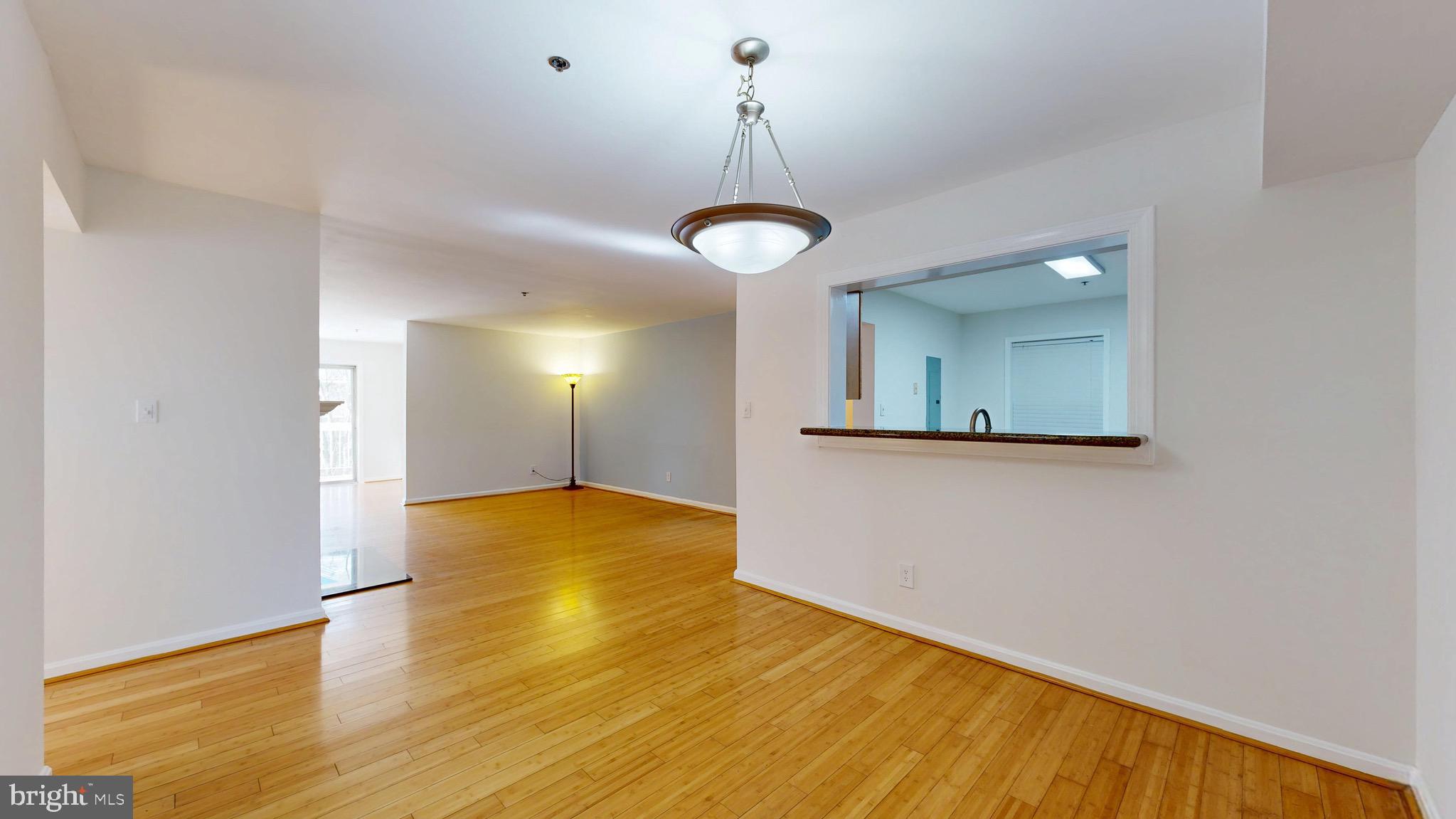 FOUR WINDS AT OAKTON - Residential