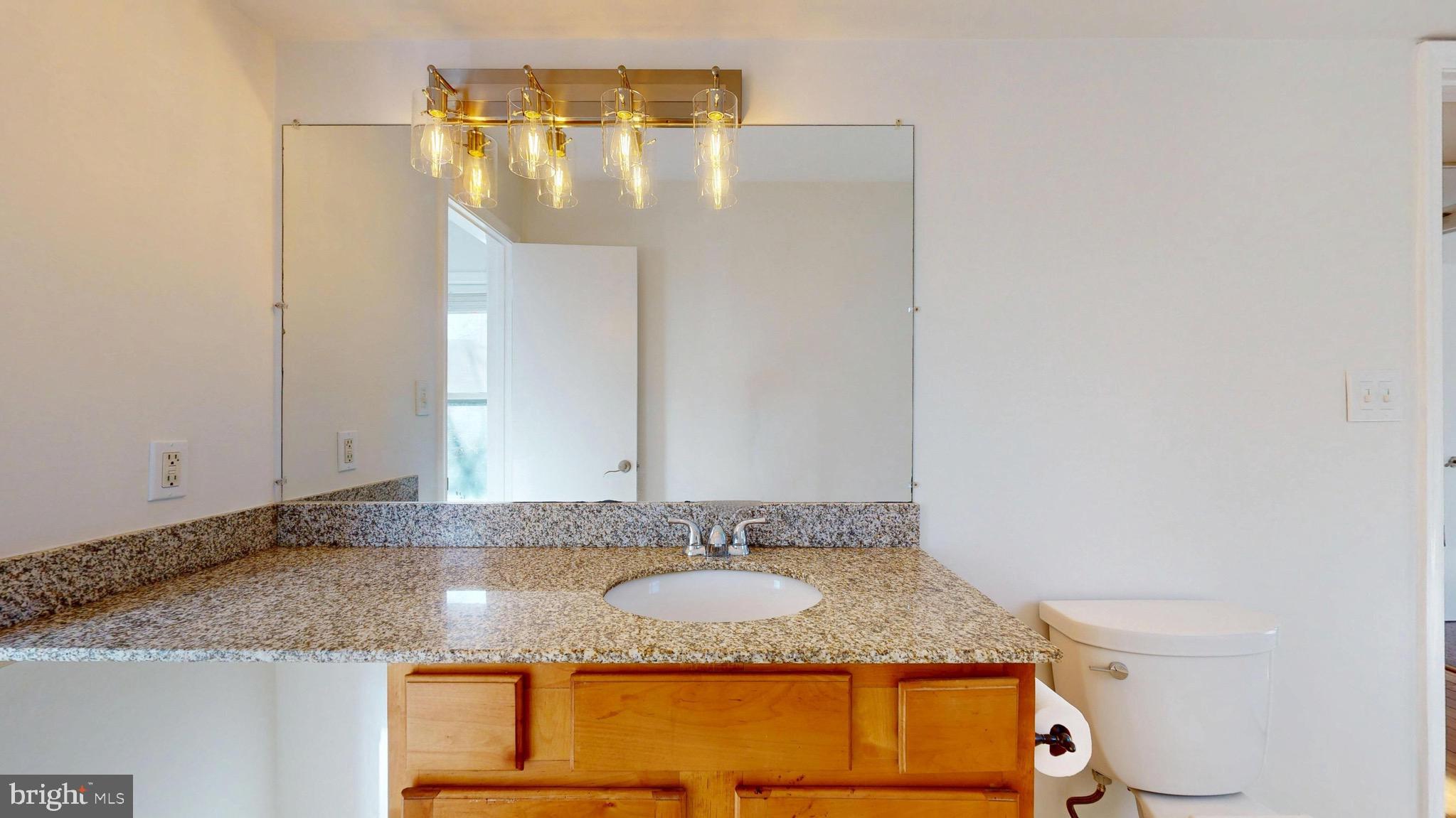 FOUR WINDS AT OAKTON - Residential