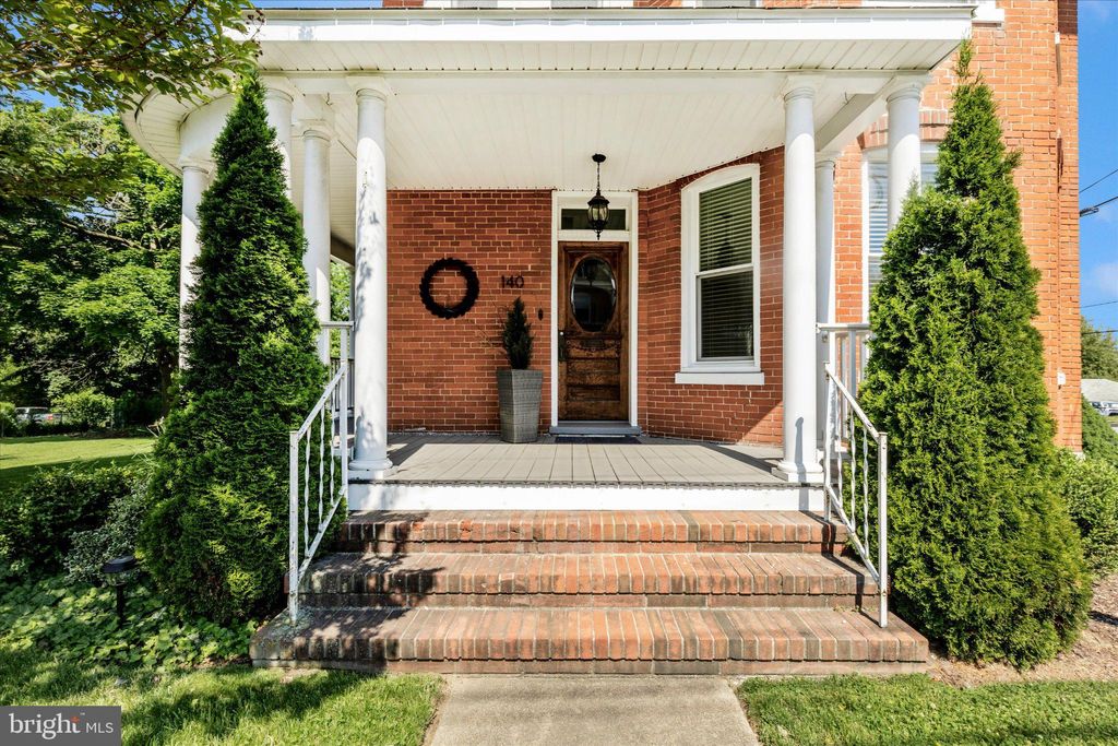 Photo of 140 N Grant Street, WAYNESBORO, PA 17268 (MLS # PAFL2033686)