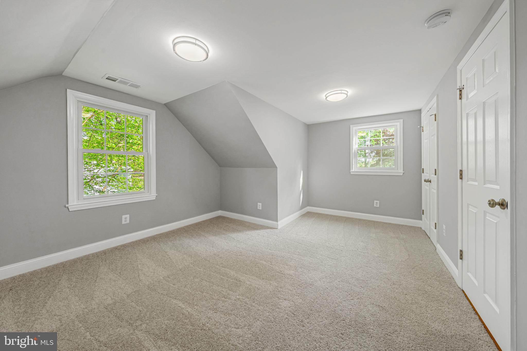 FAIRFAX WOODS - Residential