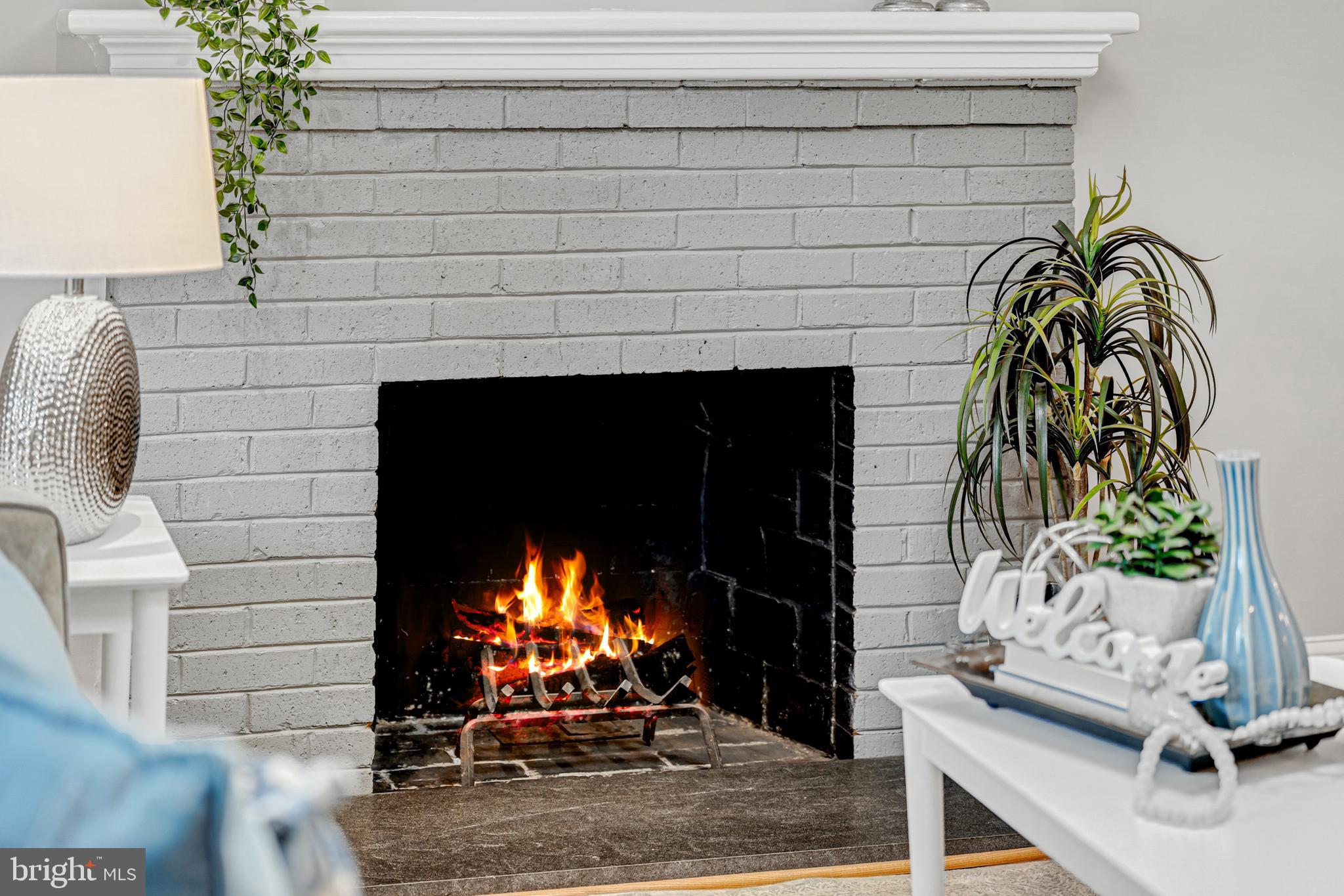 FAIRFAX WOODS - Residential