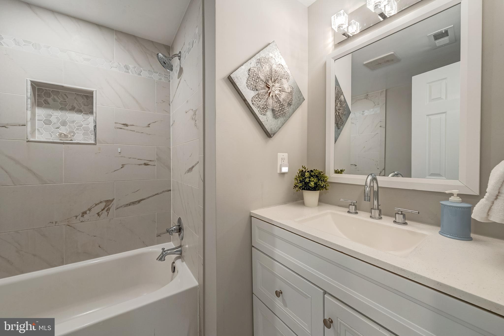 FAIRFAX WOODS - Residential