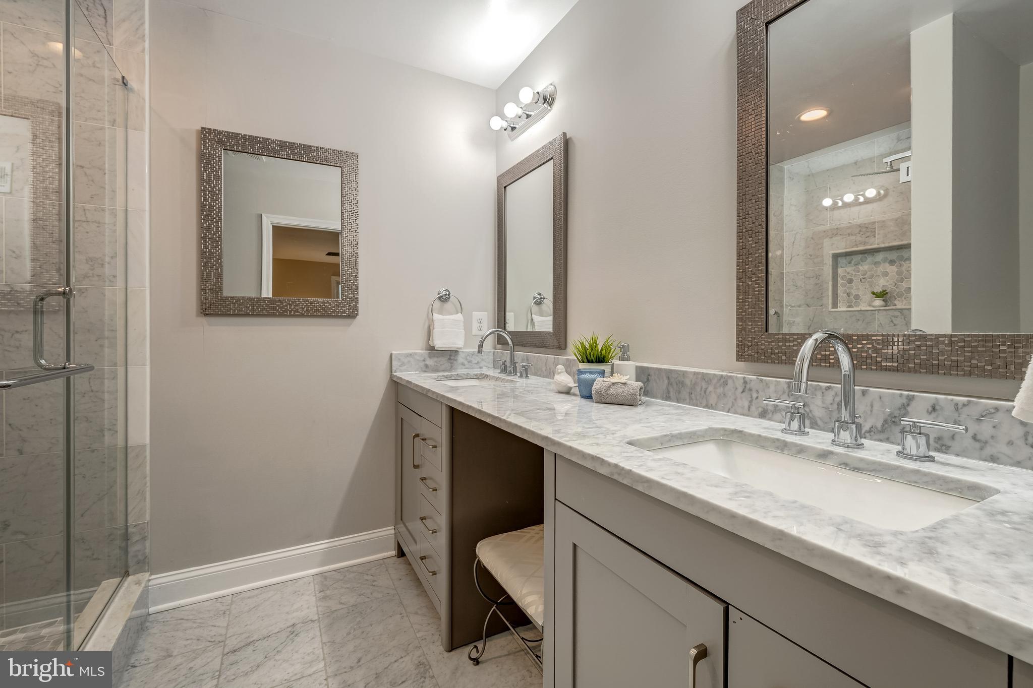 FAIRFAX WOODS - Residential