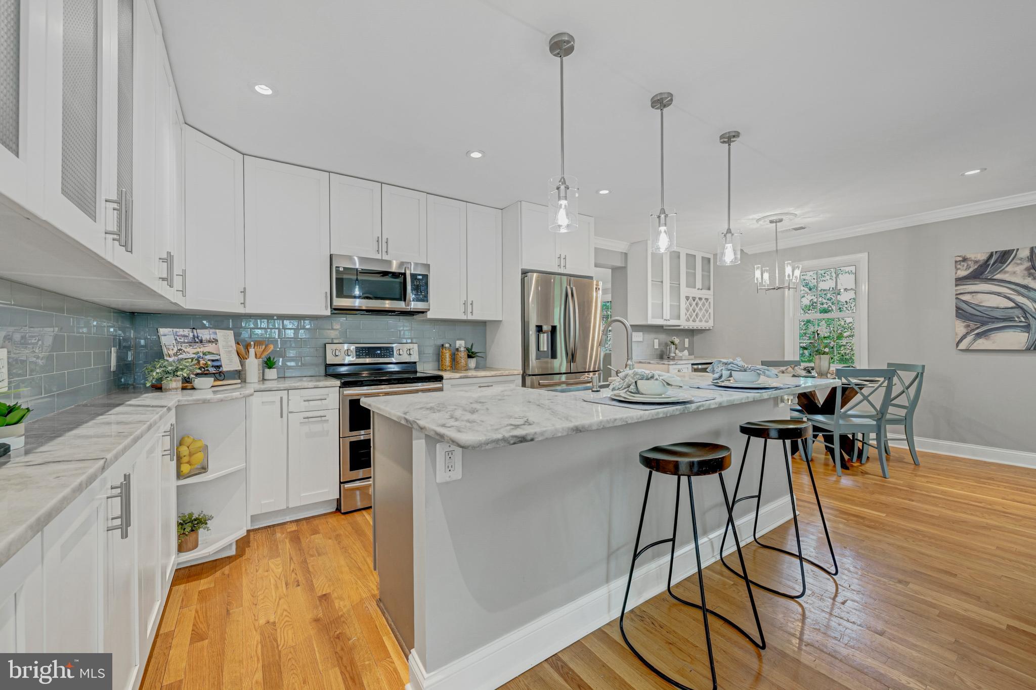 FAIRFAX WOODS - Residential