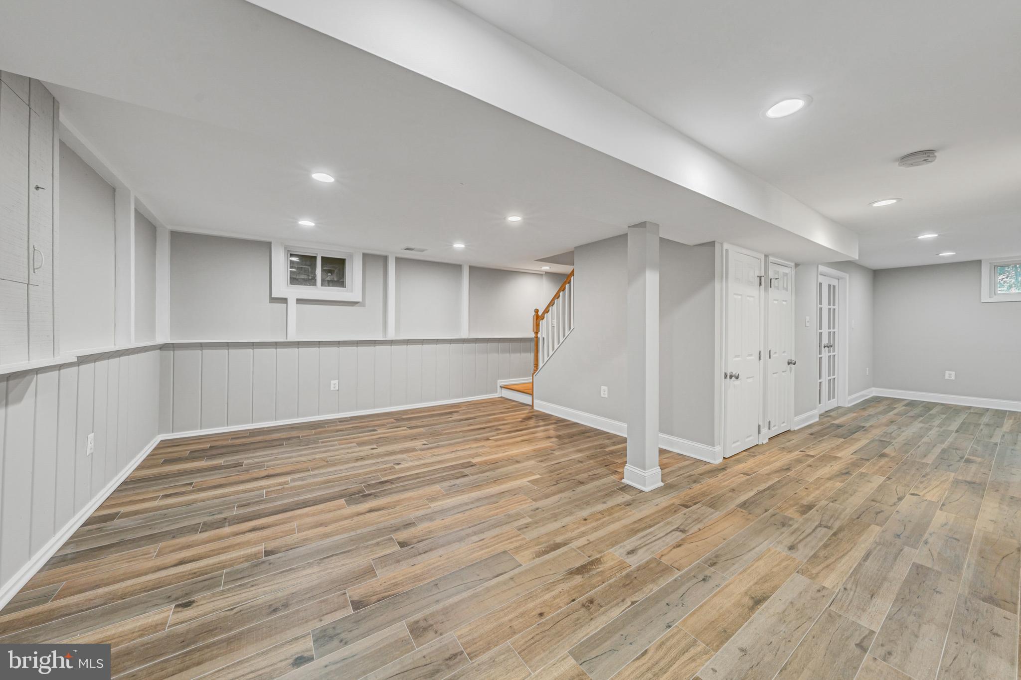 FAIRFAX WOODS - Residential