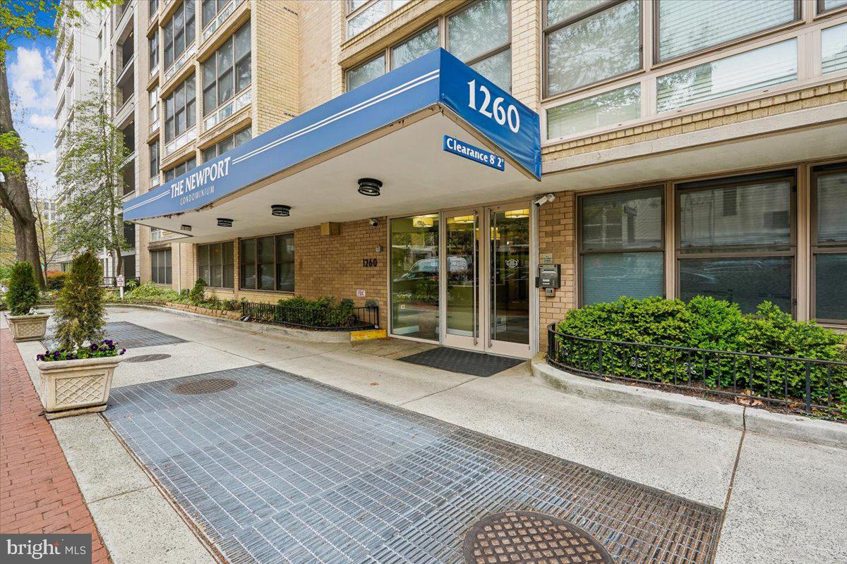 1260 21ST STREET NW 111