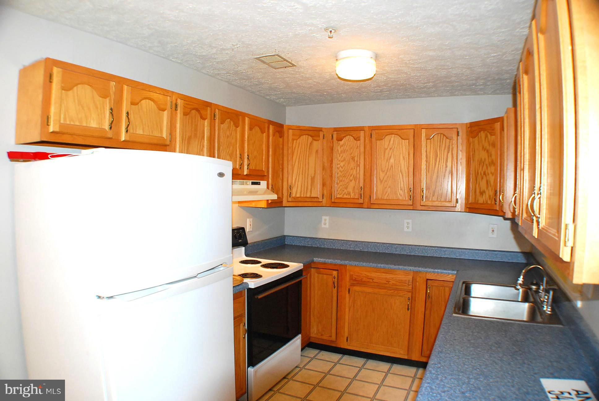SIGNAL KNOB STATION - Residential Lease