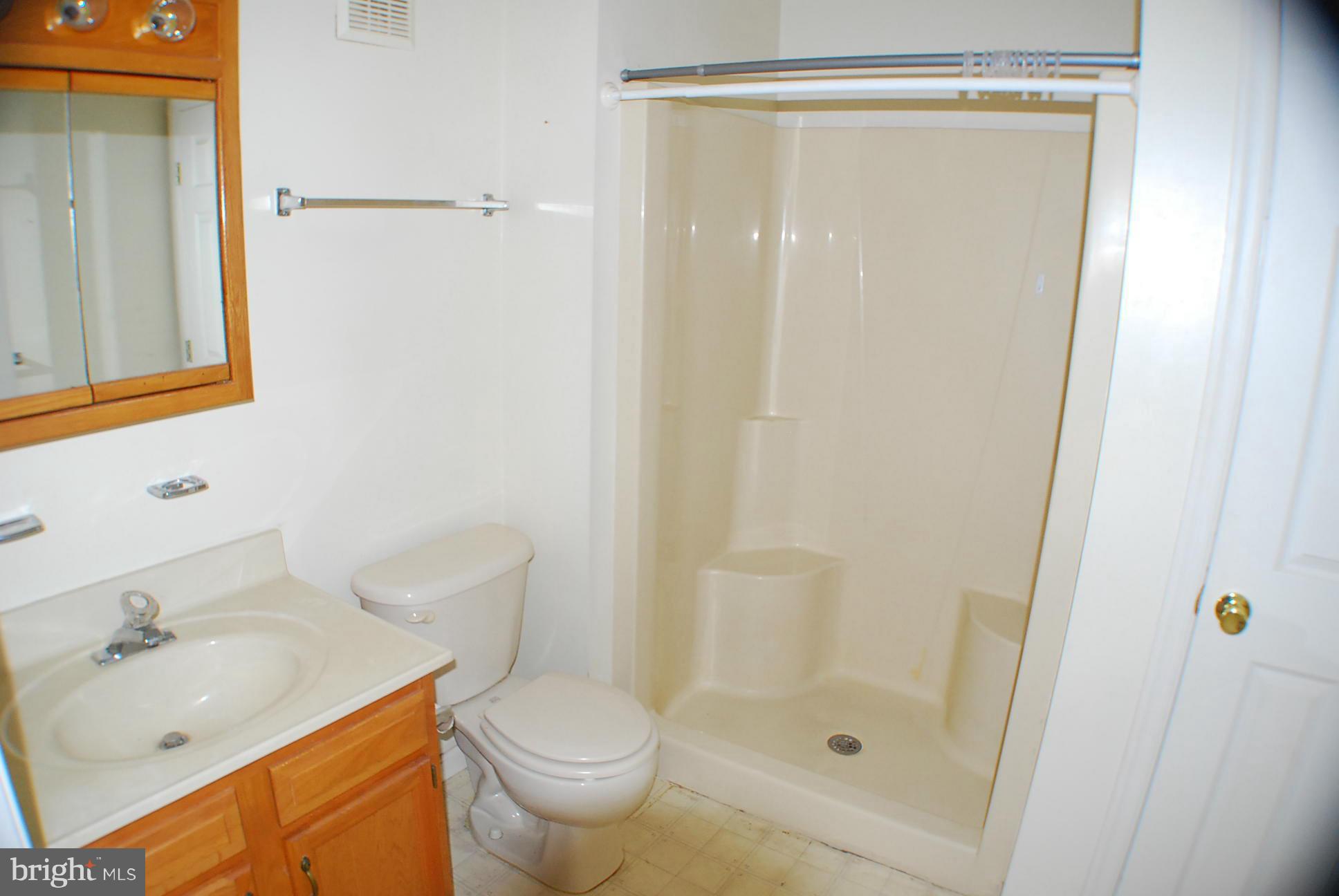 SIGNAL KNOB STATION - Residential Lease