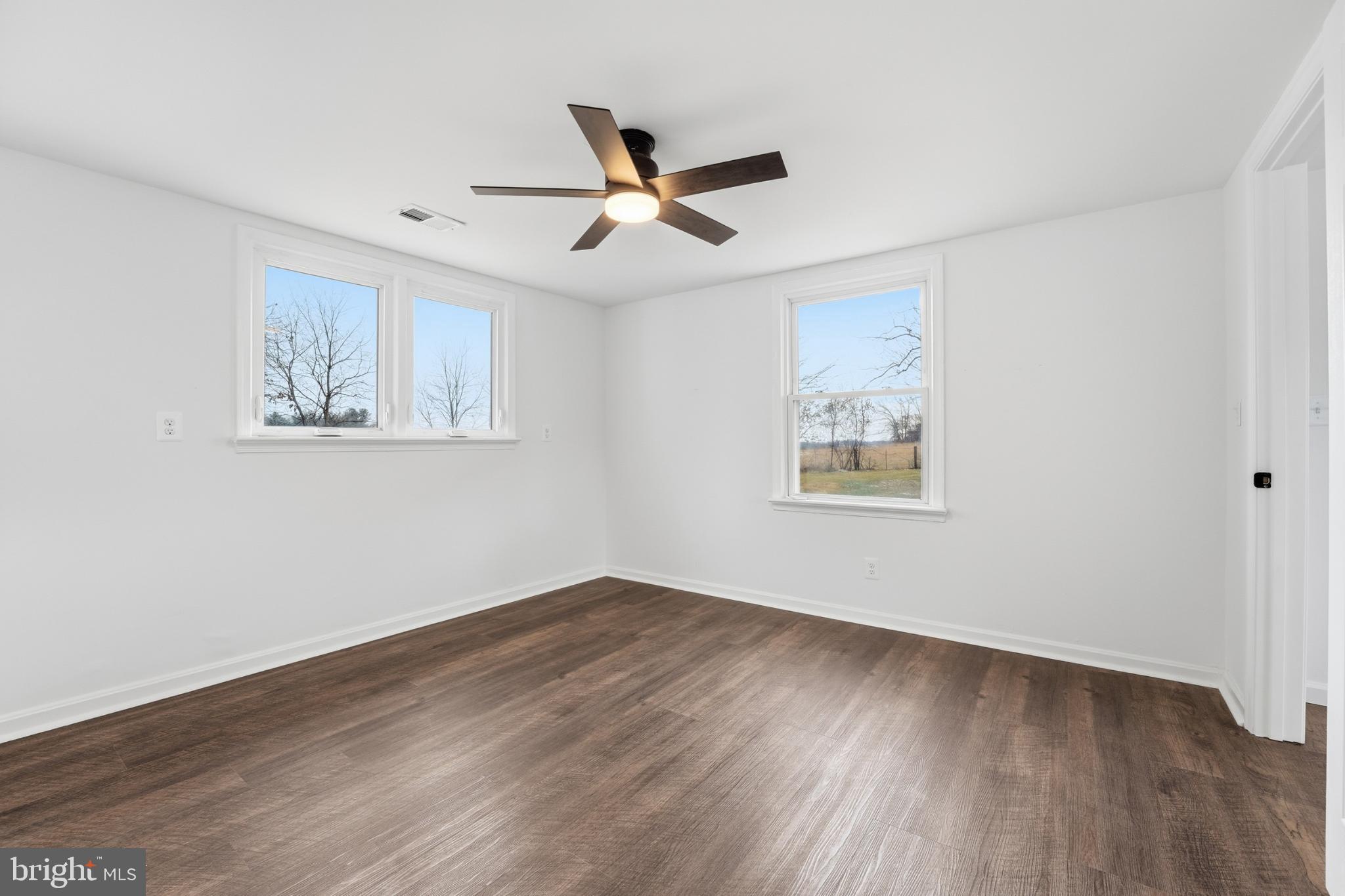 WOLFTOWN - Residential