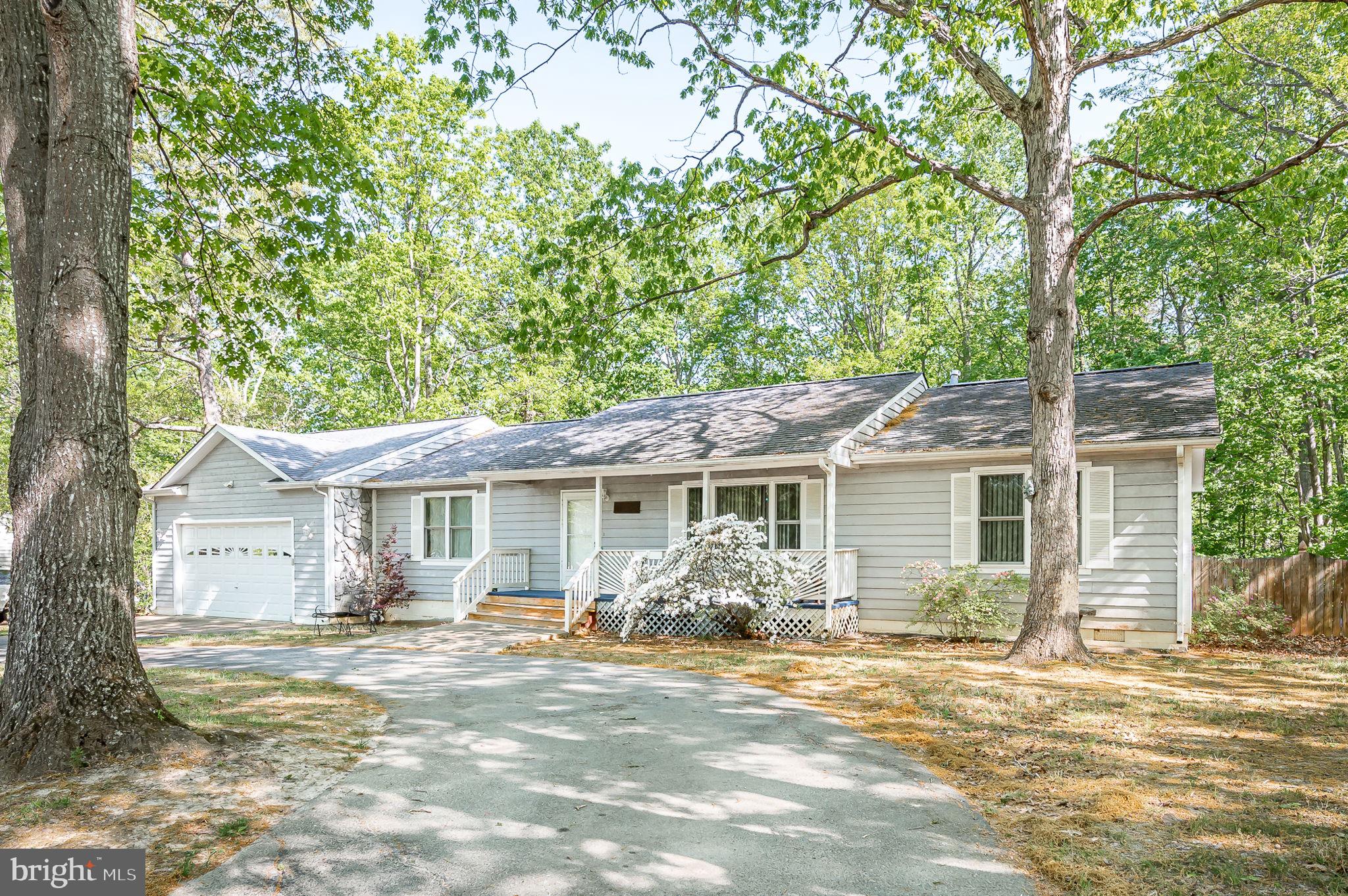 LAKE WILDERNESS - Residential