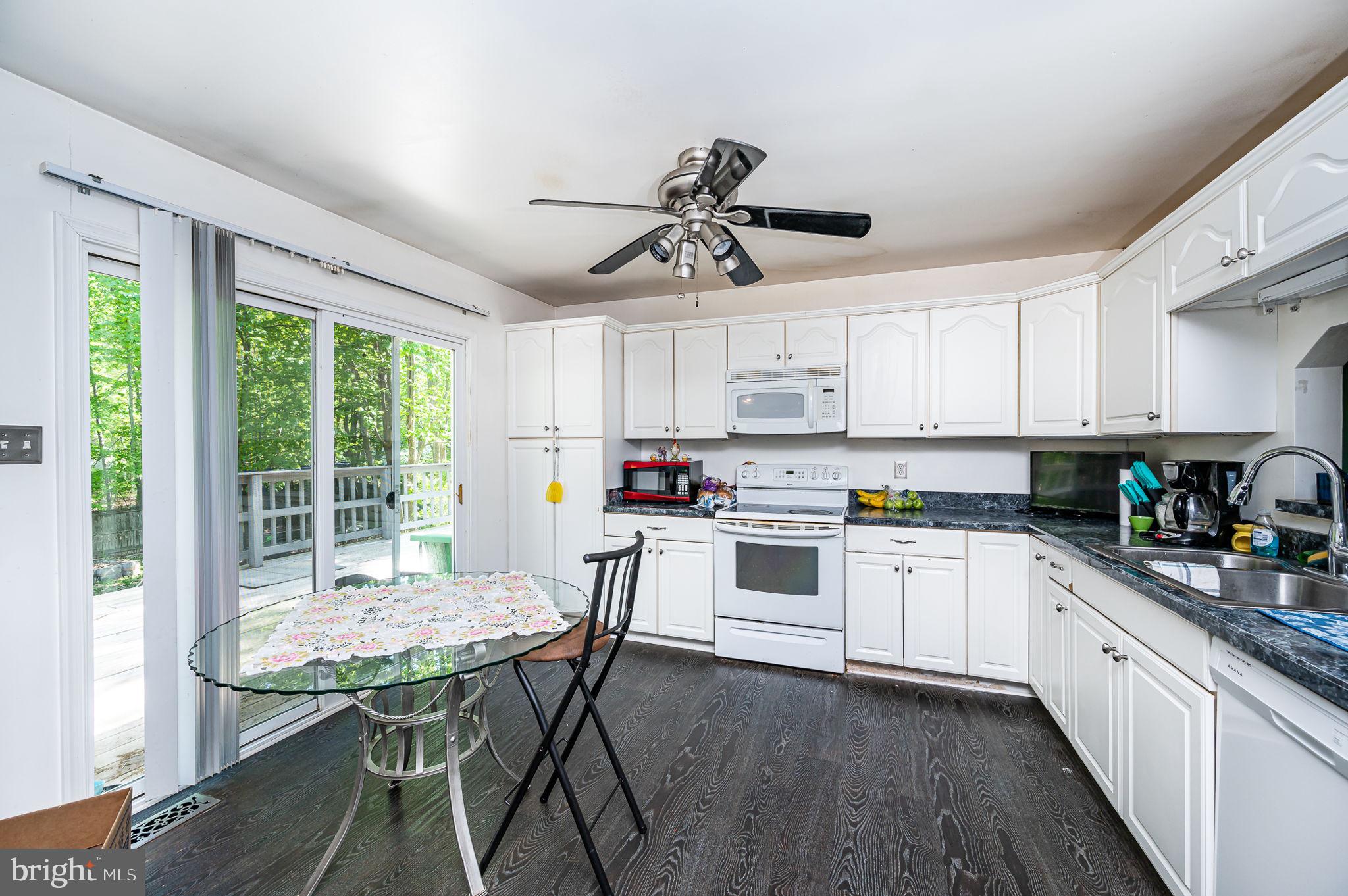 LAKE WILDERNESS - Residential