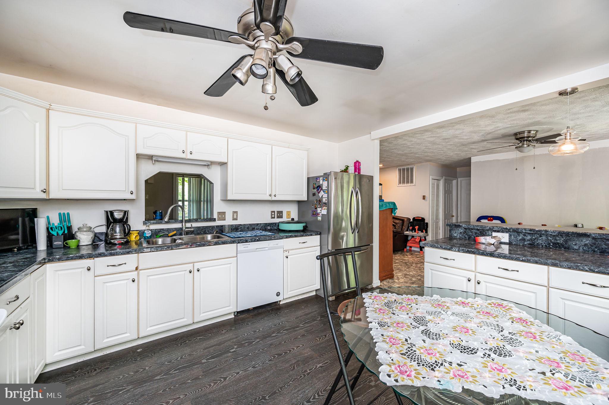 LAKE WILDERNESS - Residential