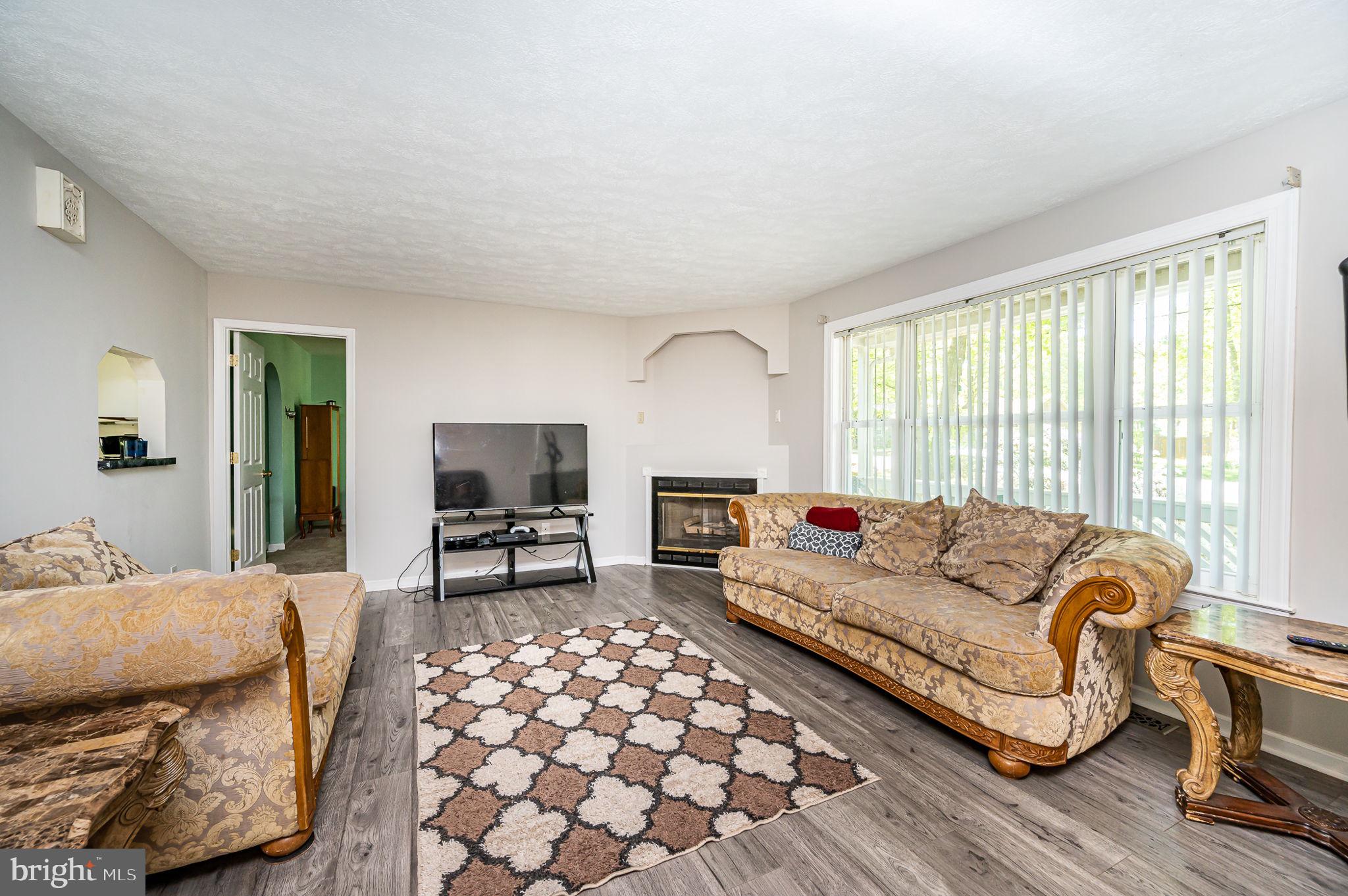 LAKE WILDERNESS - Residential