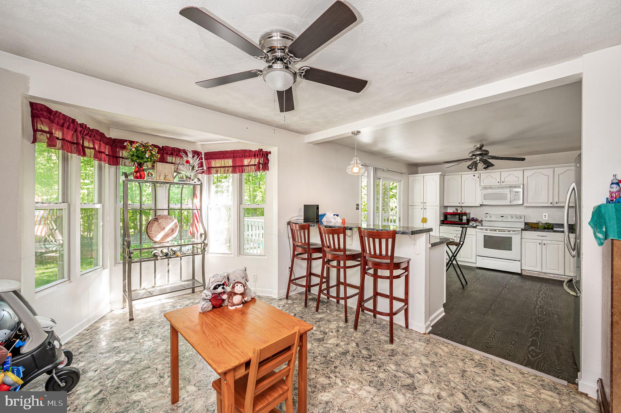 LAKE WILDERNESS - Residential