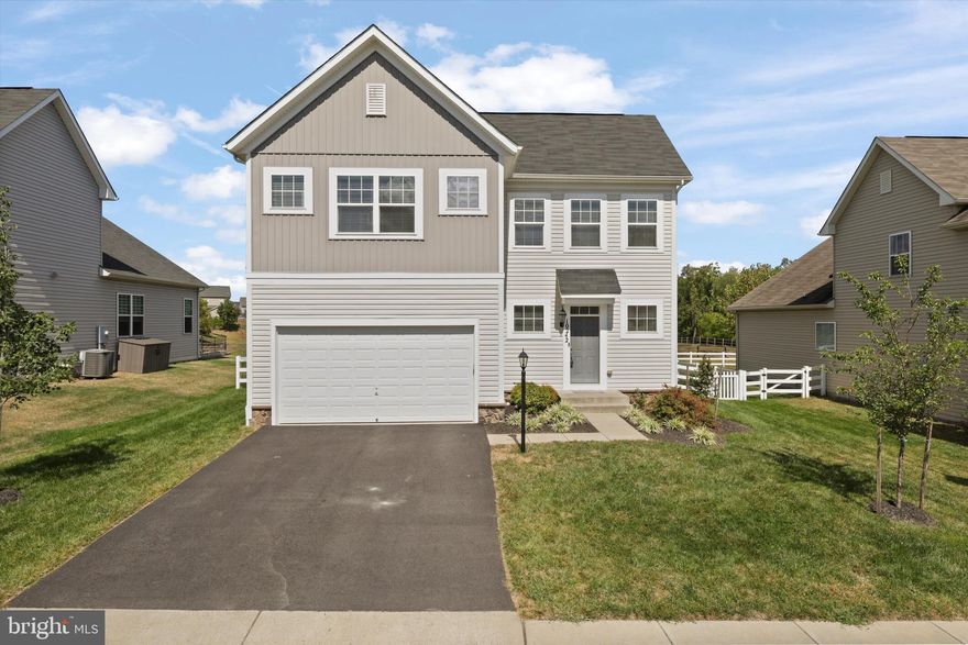 Great Location!  This beautiful home boasts an open-concept design with vaulted ceilings, a gourmet kitchen with stainless steel appliances, and a large island. The master bedroom is located on the main level with two walk in closets.  It has a fully finished basement and an outside veranda with a fully vinyl fenced in yard and sprinkler system.