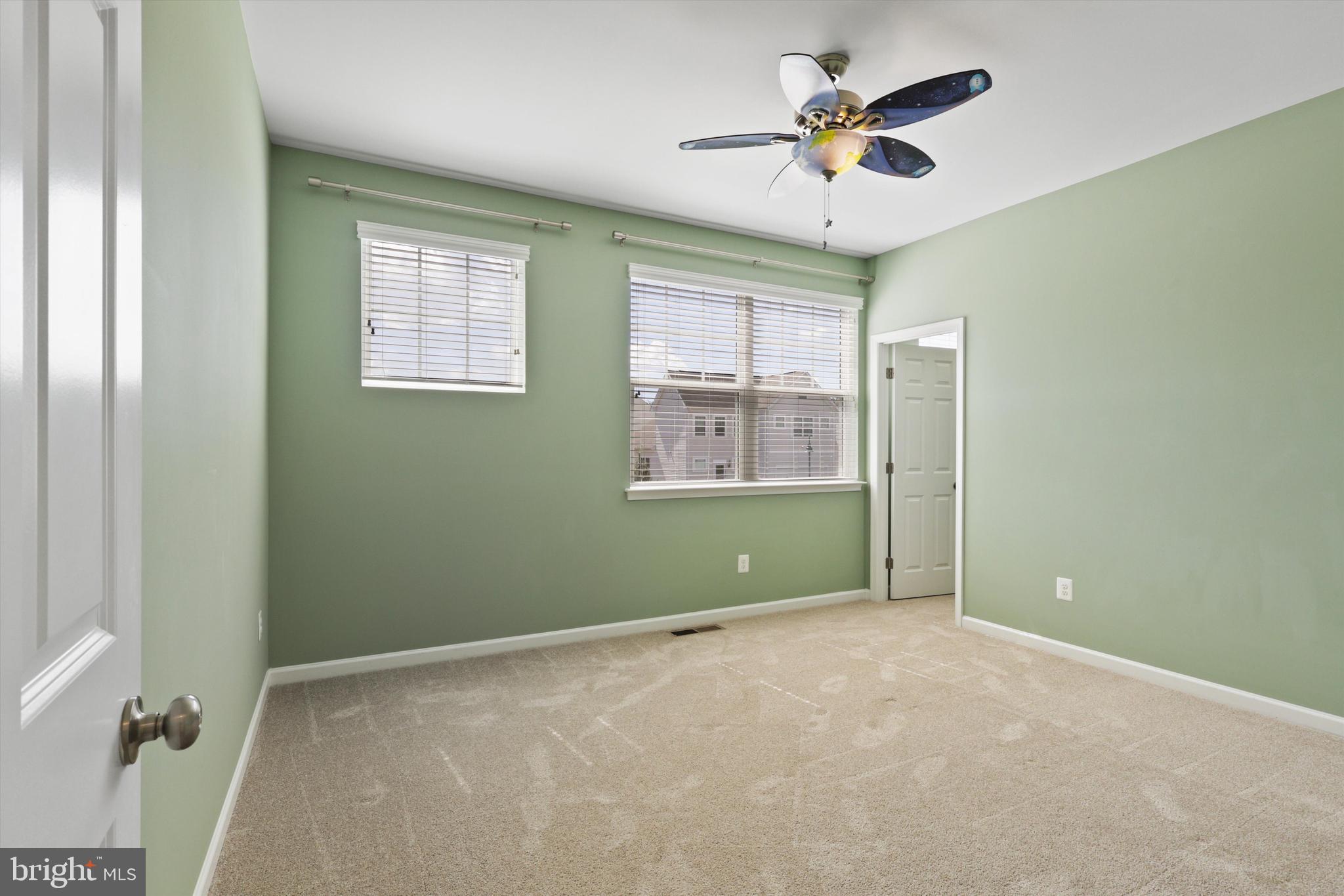 AVENDALE WOODLAND GROVE - Residential Lease