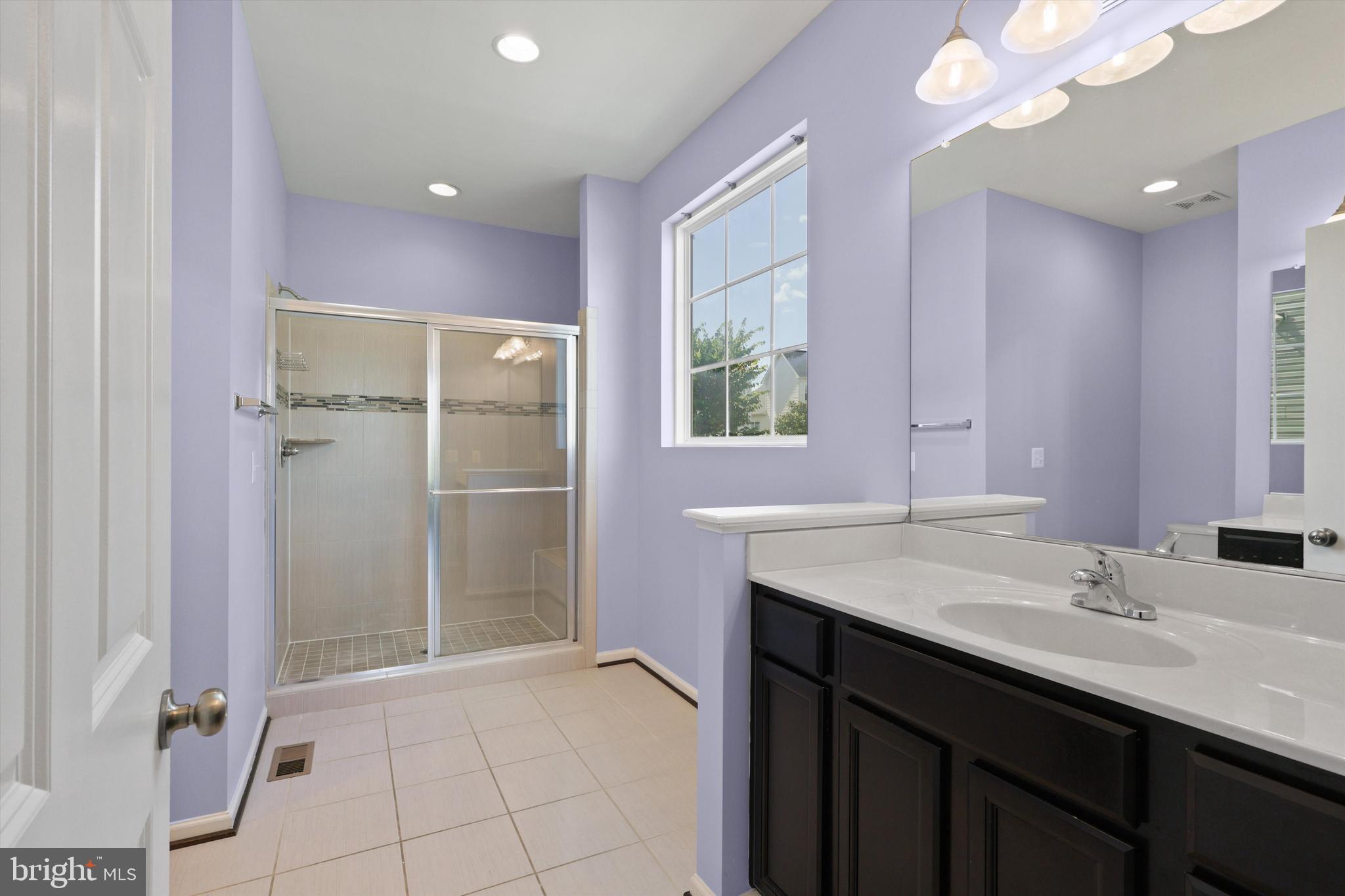 AVENDALE WOODLAND GROVE - Residential Lease