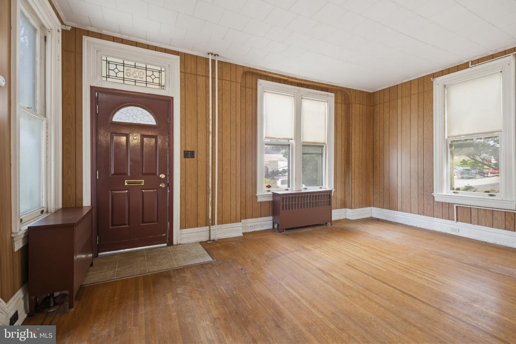 Photo of 936 Linden Avenue, YORK, PA 17404 (MLS # PAYK2109402)