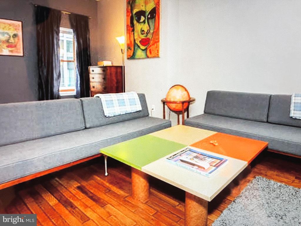 NORTHERN LIBERTIES - Residential Lease