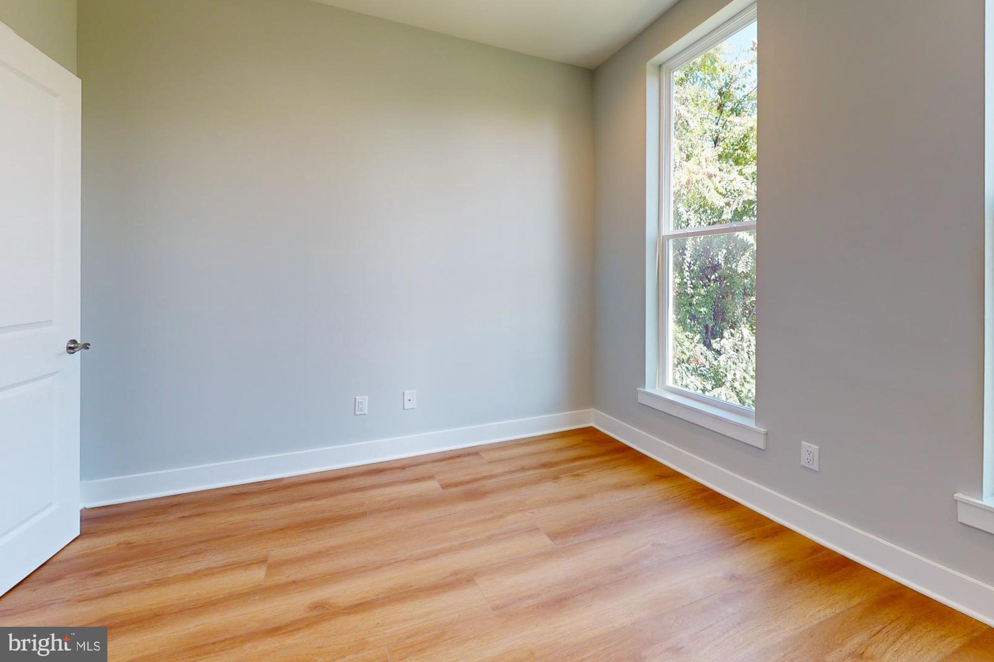 MILL CREEK - Residential Lease