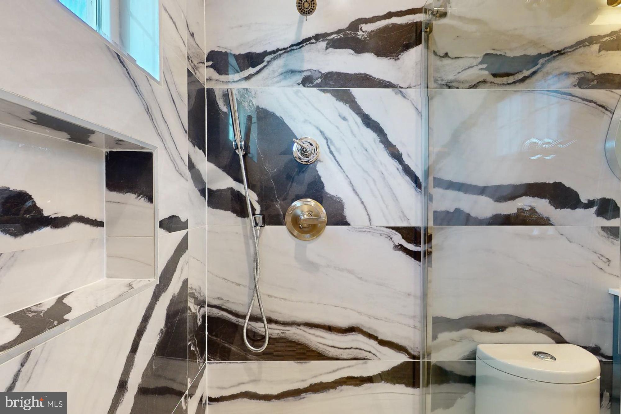 MILL CREEK - Residential Lease