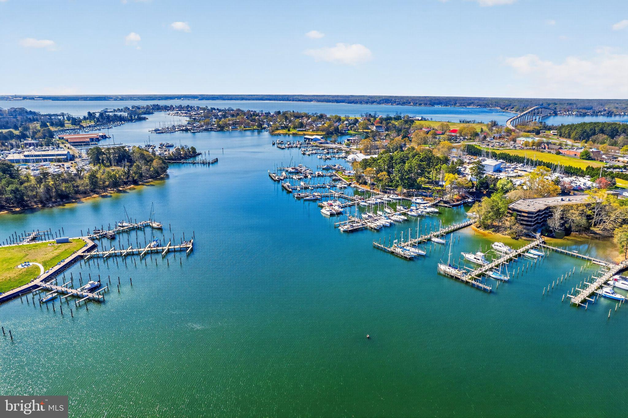 SOLOMONS LANDING - Residential