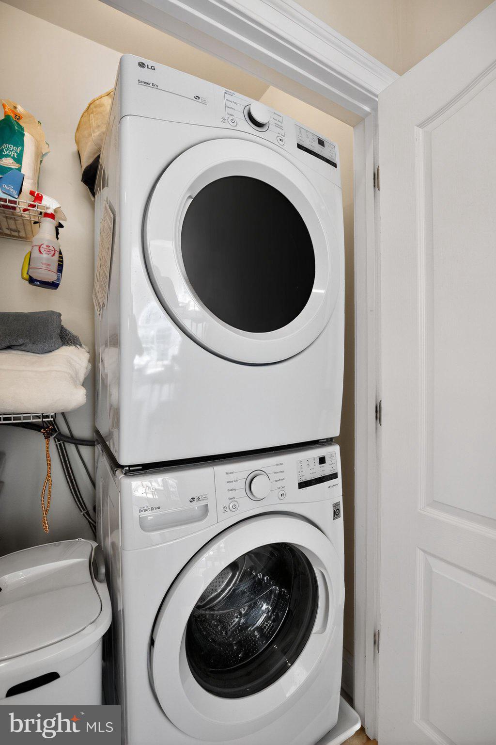 SOLOMONS LANDING - Residential