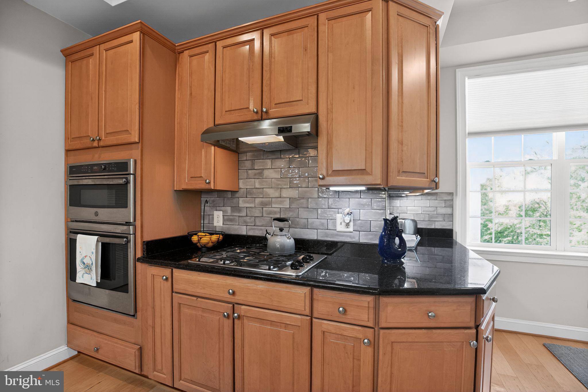 SOLOMONS LANDING - Residential