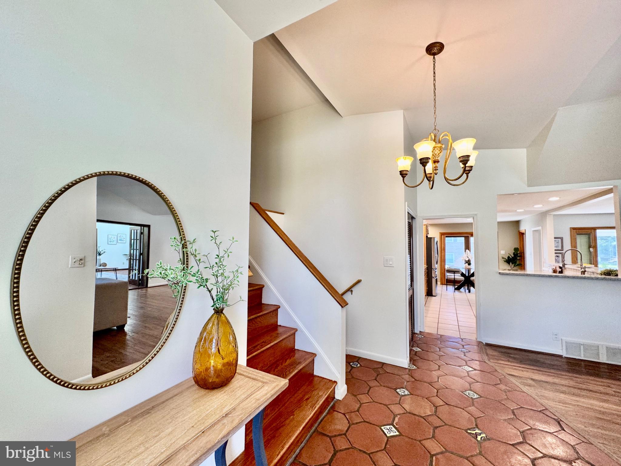 1904 QUILL LANE