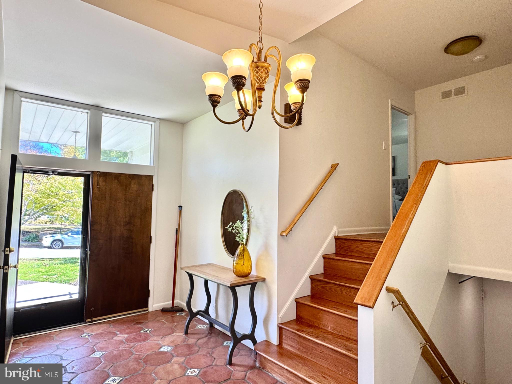 1904 QUILL LANE