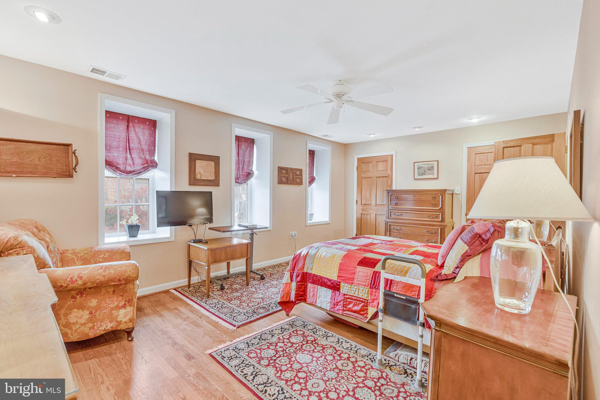 OLD DOMINION SQUARE - Residential