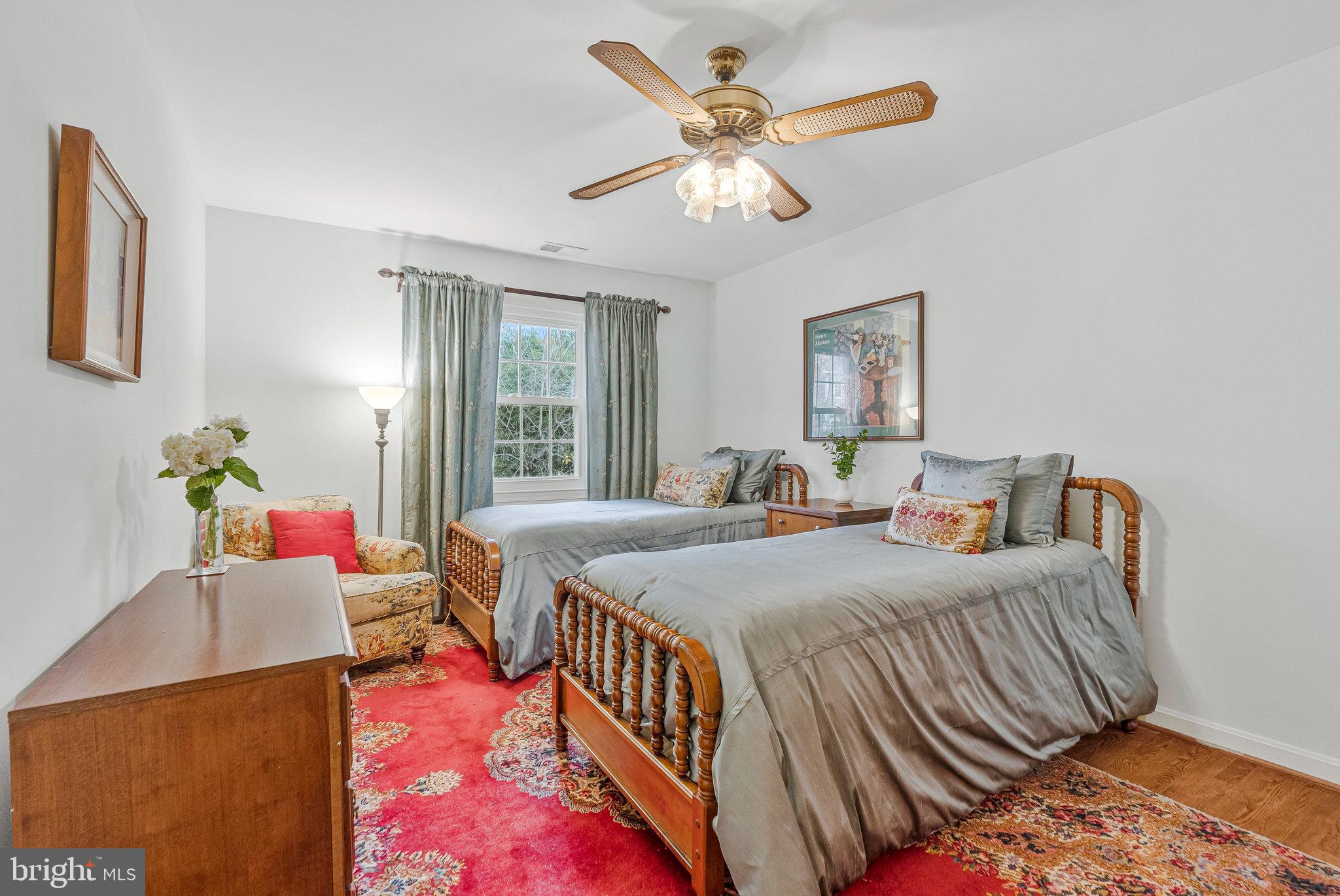 OLD DOMINION SQUARE - Residential