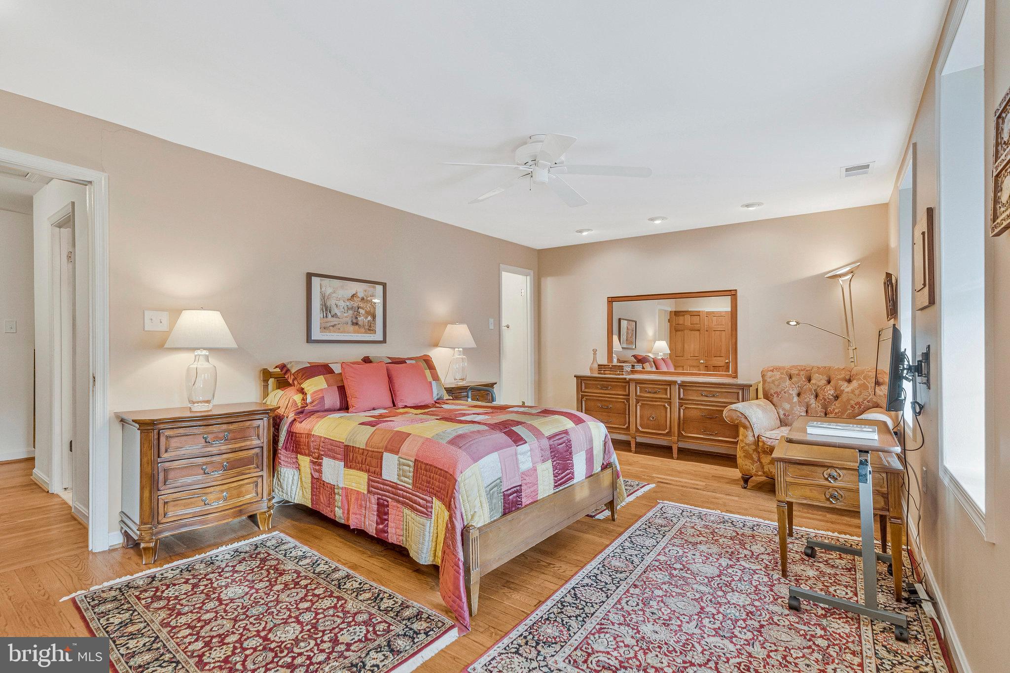 OLD DOMINION SQUARE - Residential