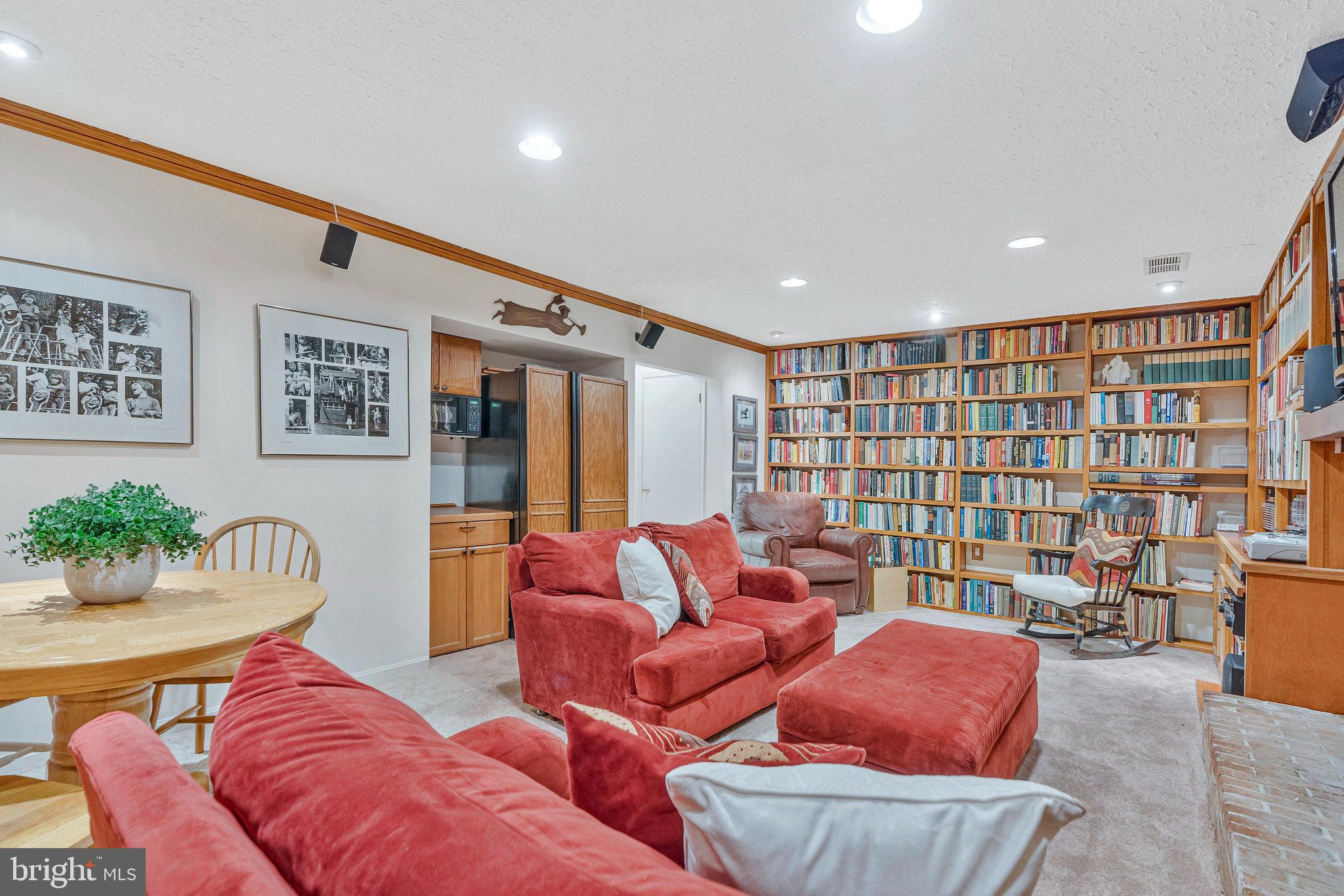 OLD DOMINION SQUARE - Residential