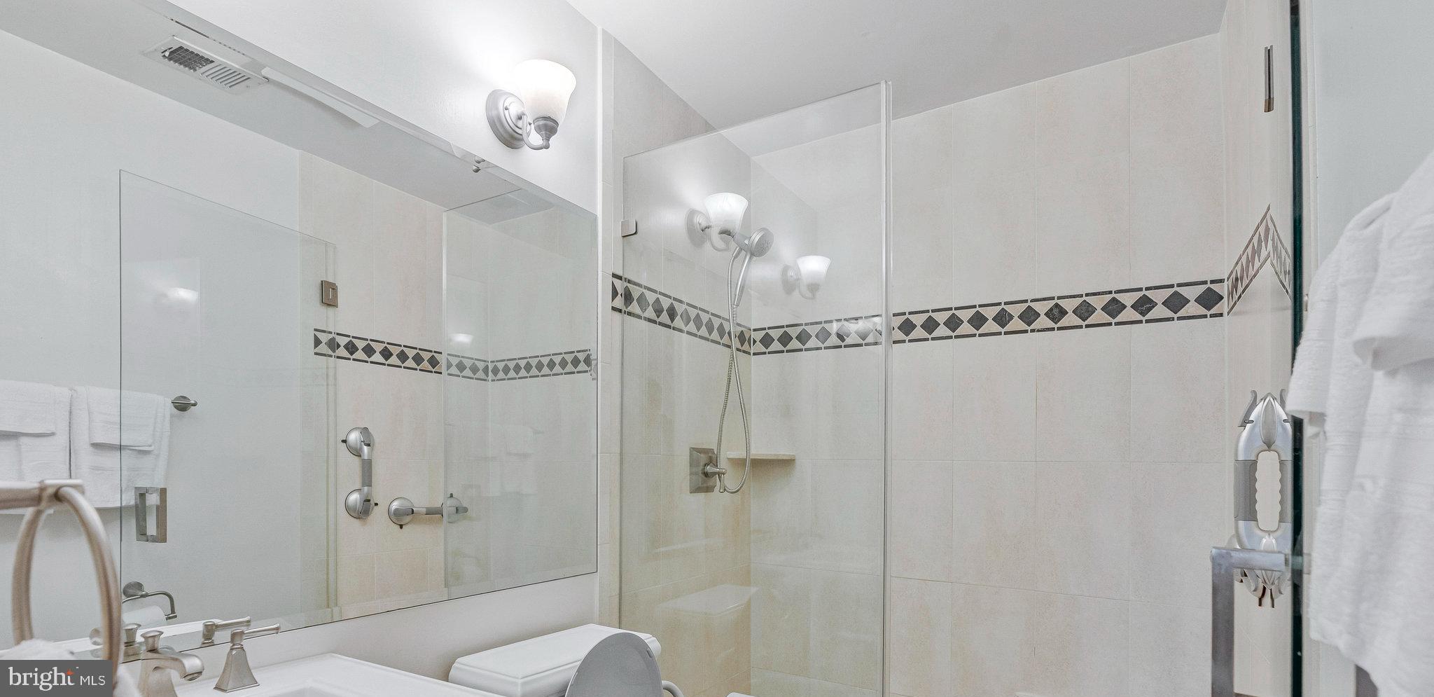 OLD DOMINION SQUARE - Residential