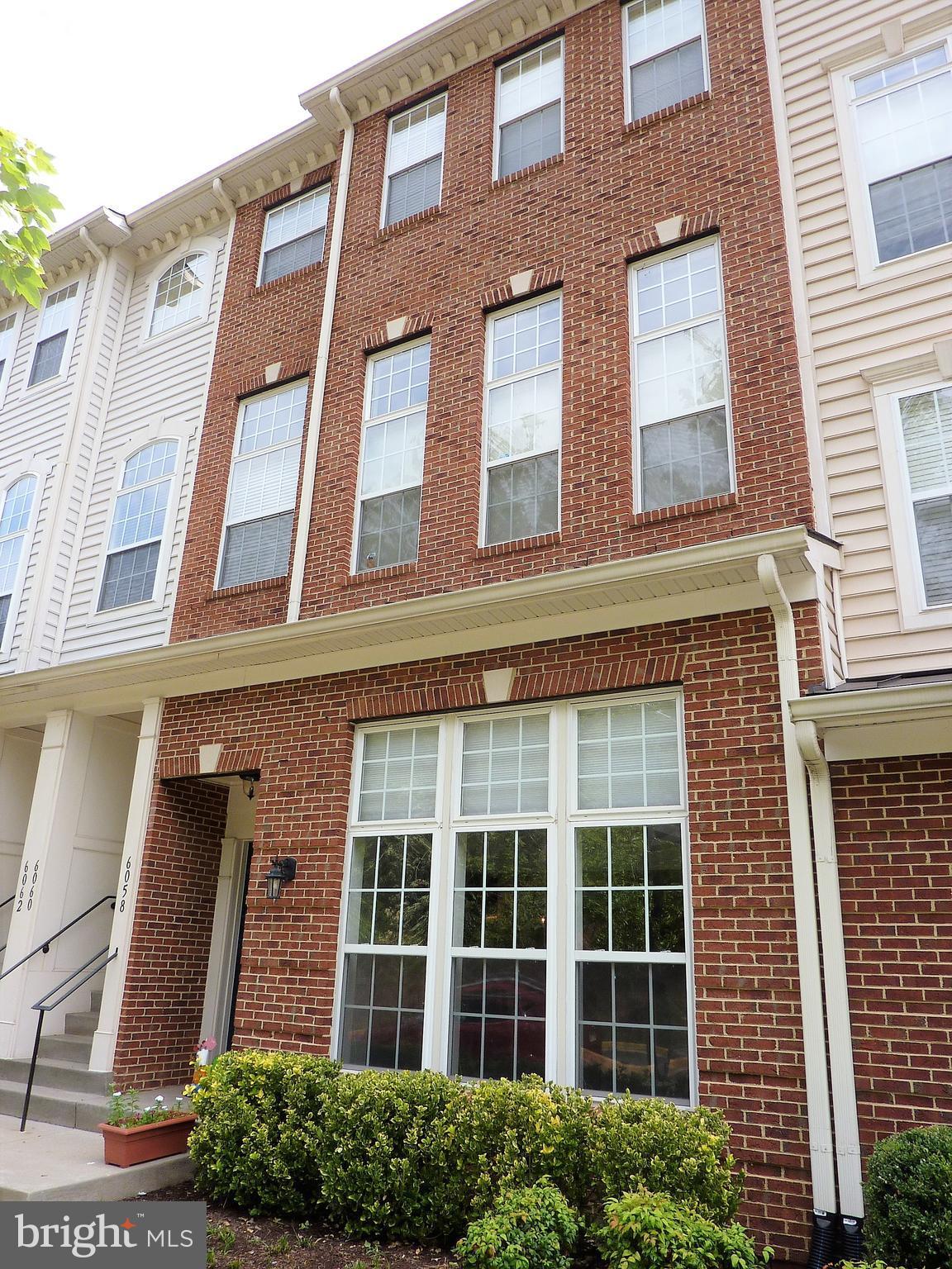 MARKET CENTER CONDOMINIUM - Residential