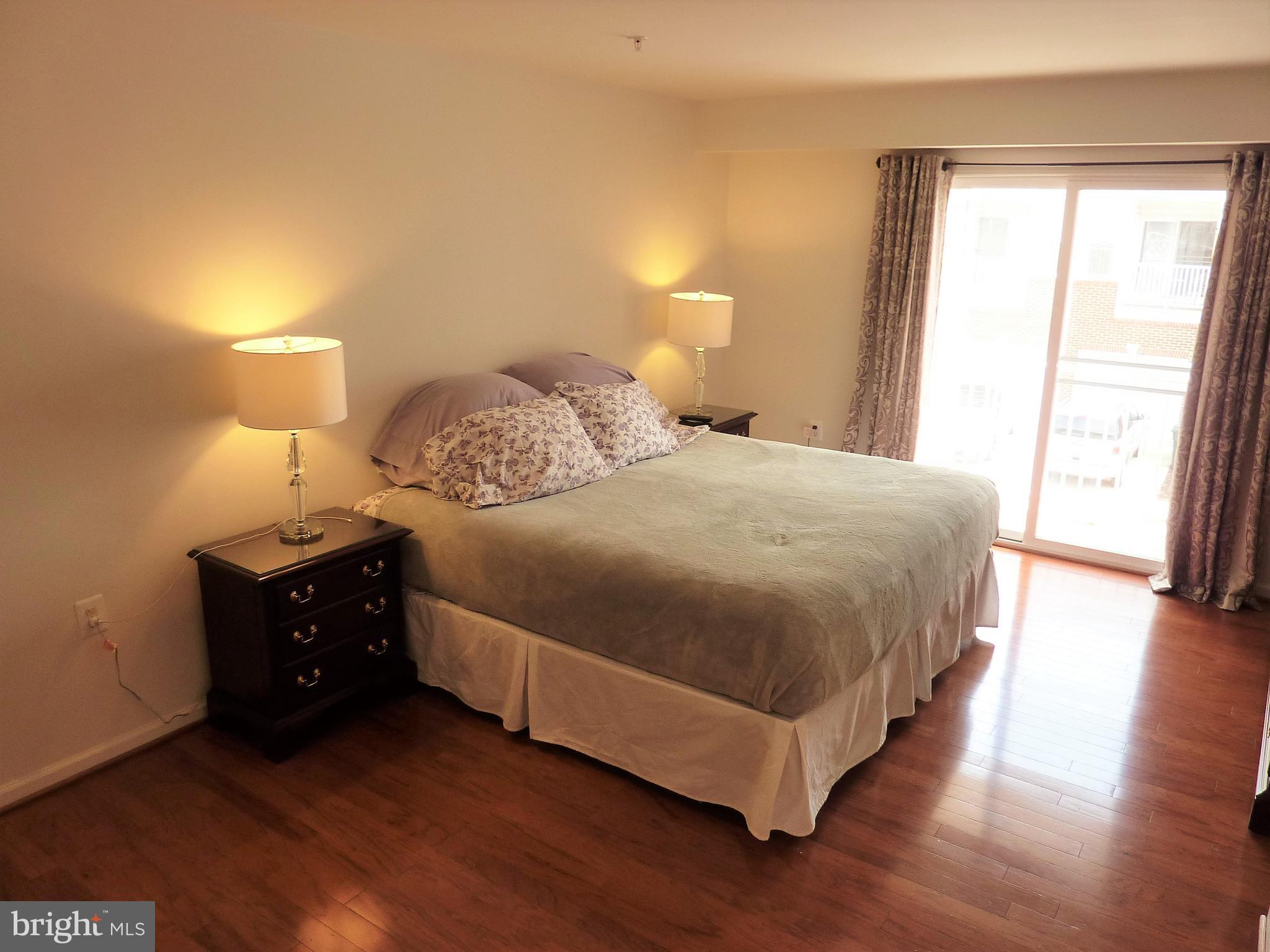 MARKET CENTER CONDOMINIUM - Residential