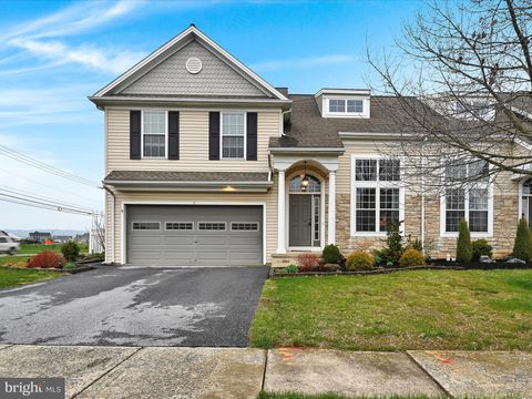 Photo of 7 Agape Drive, Ephrata, PA 17522 (MLS # PALA2049208)