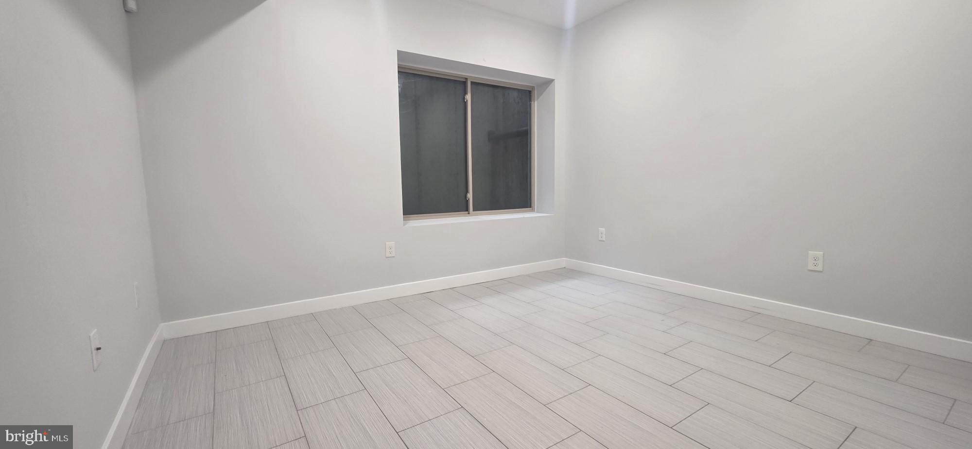 NORRIS SQUARE - Residential Lease