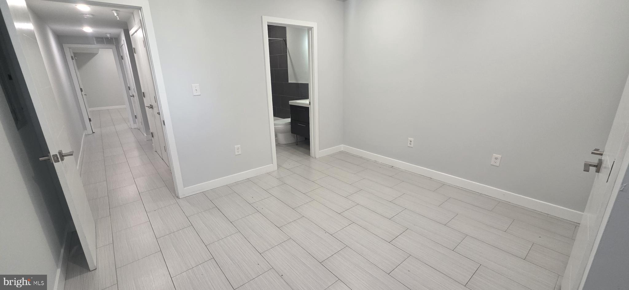 NORRIS SQUARE - Residential Lease