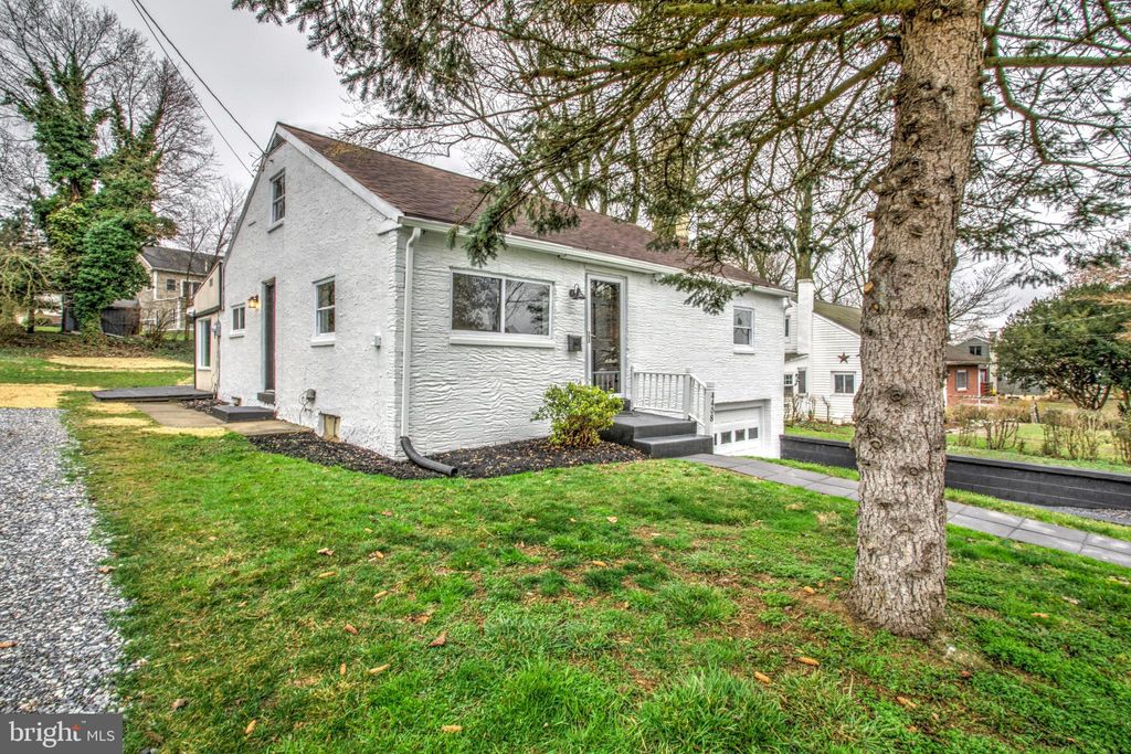 Photo of 4408 Miller Drive, Mount Joy, PA 17552 (MLS # PALA2047728)