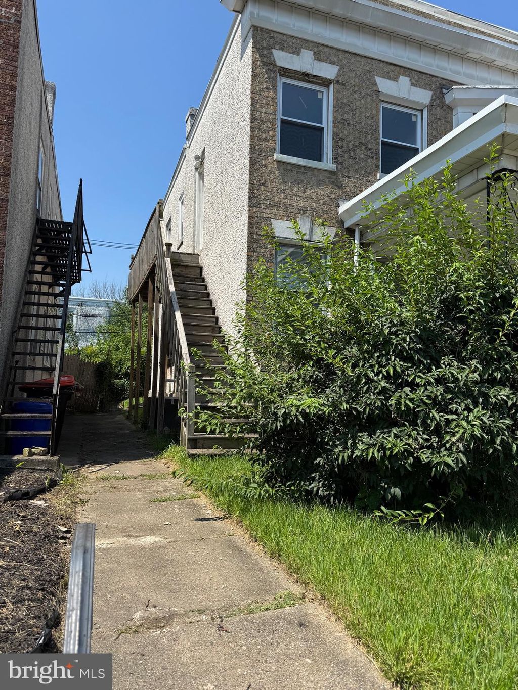 Photo of 1018 Elsinore Place, CHESTER, PA 19013 (MLS # PADE2097720)