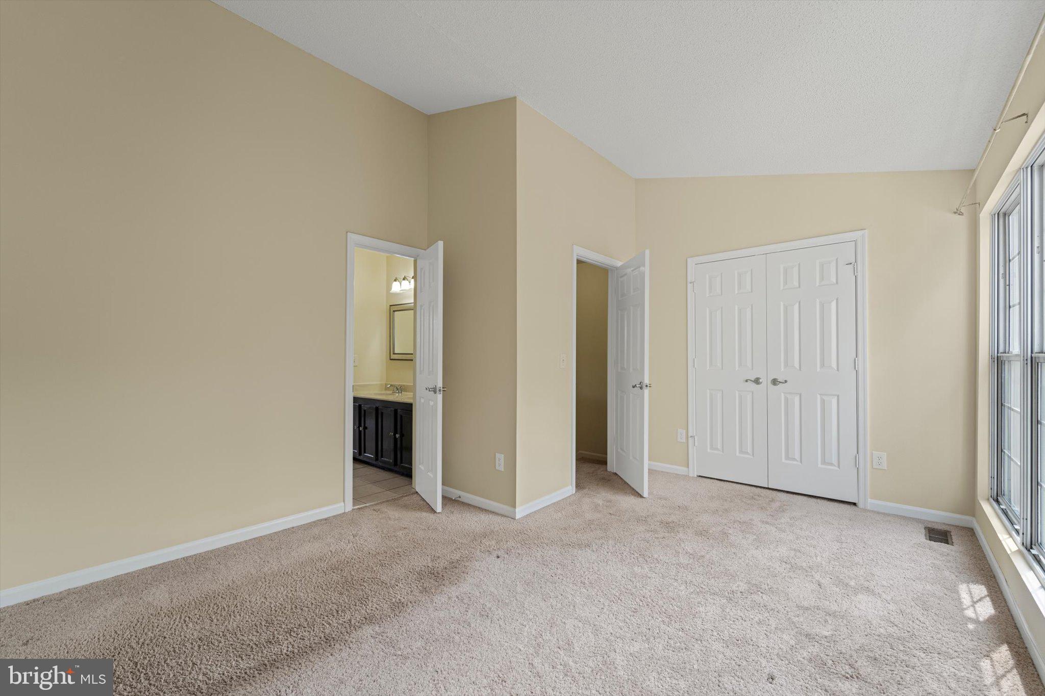 HIGHLAND MEWS - Residential