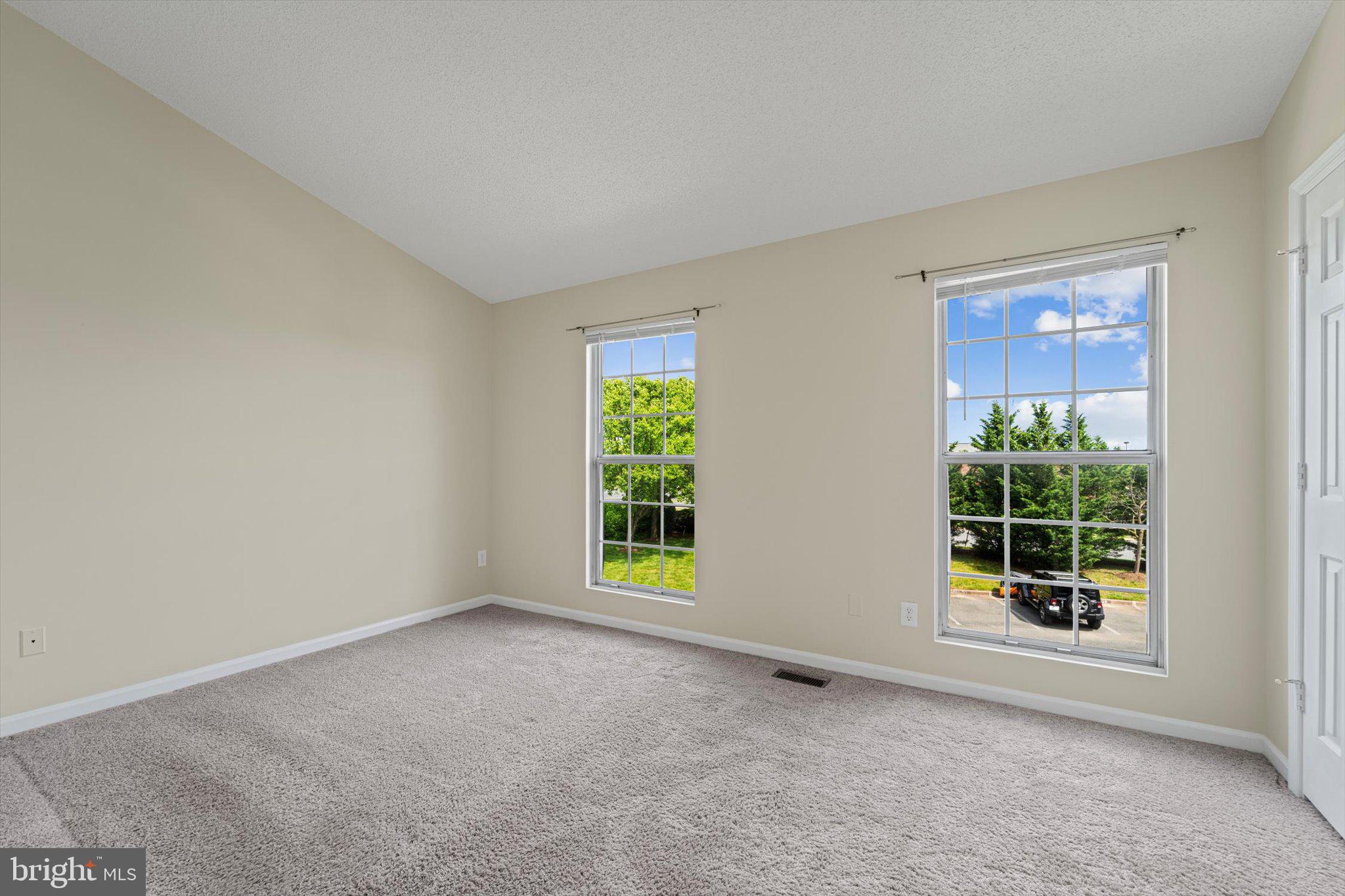 HIGHLAND MEWS - Residential