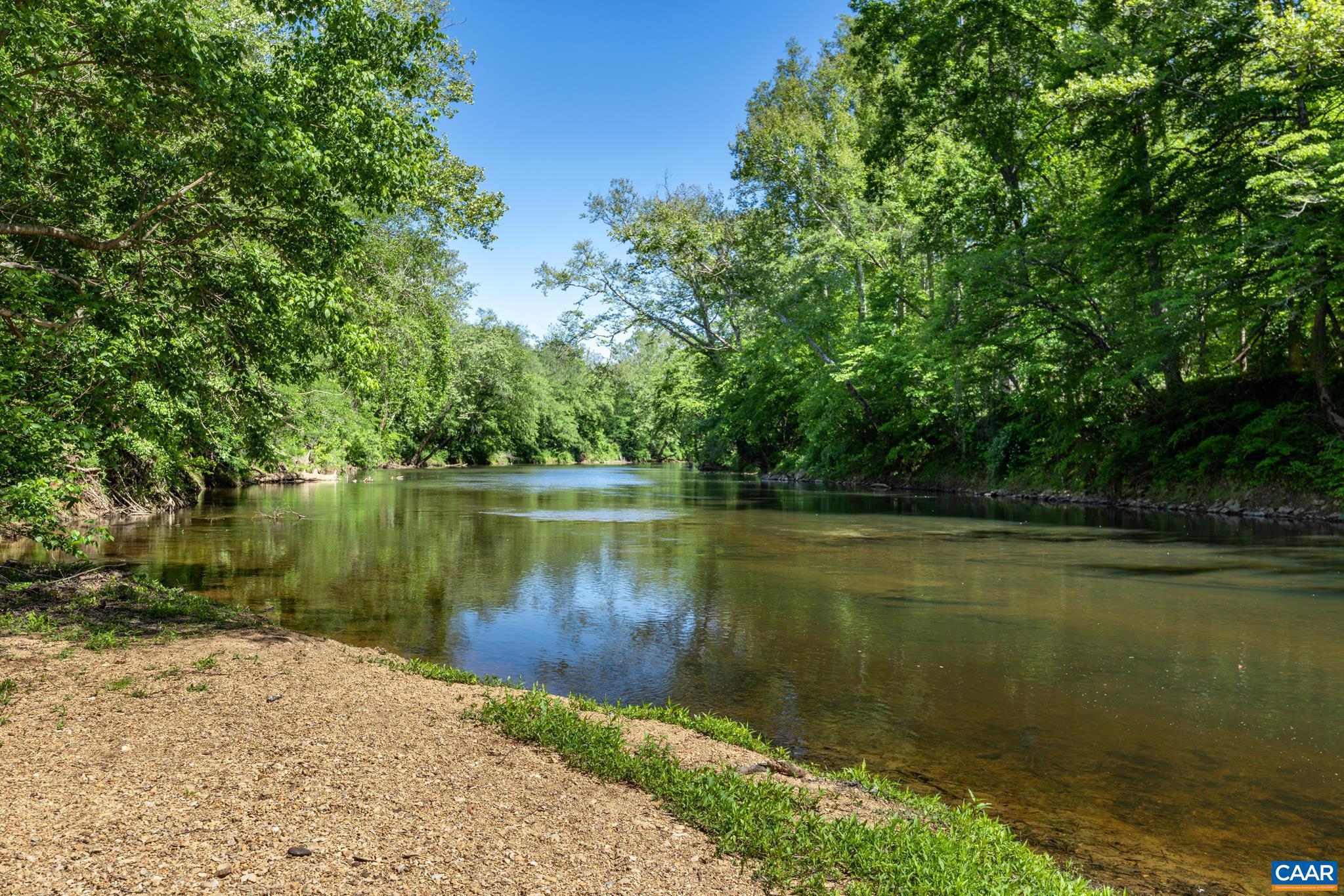 TWO RIVERS - Residential