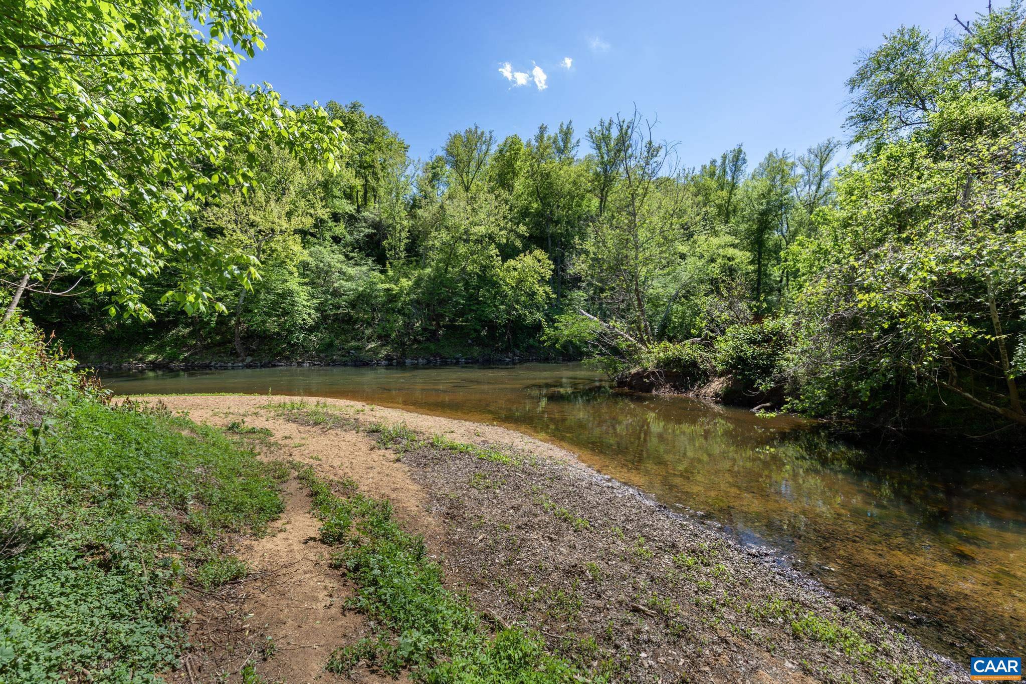TWO RIVERS - Residential