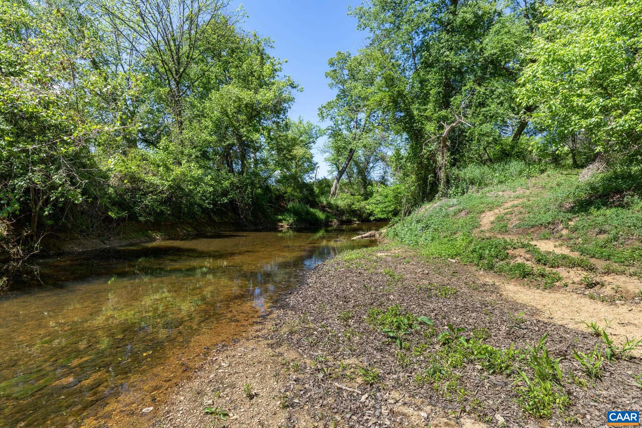 TWO RIVERS - Residential