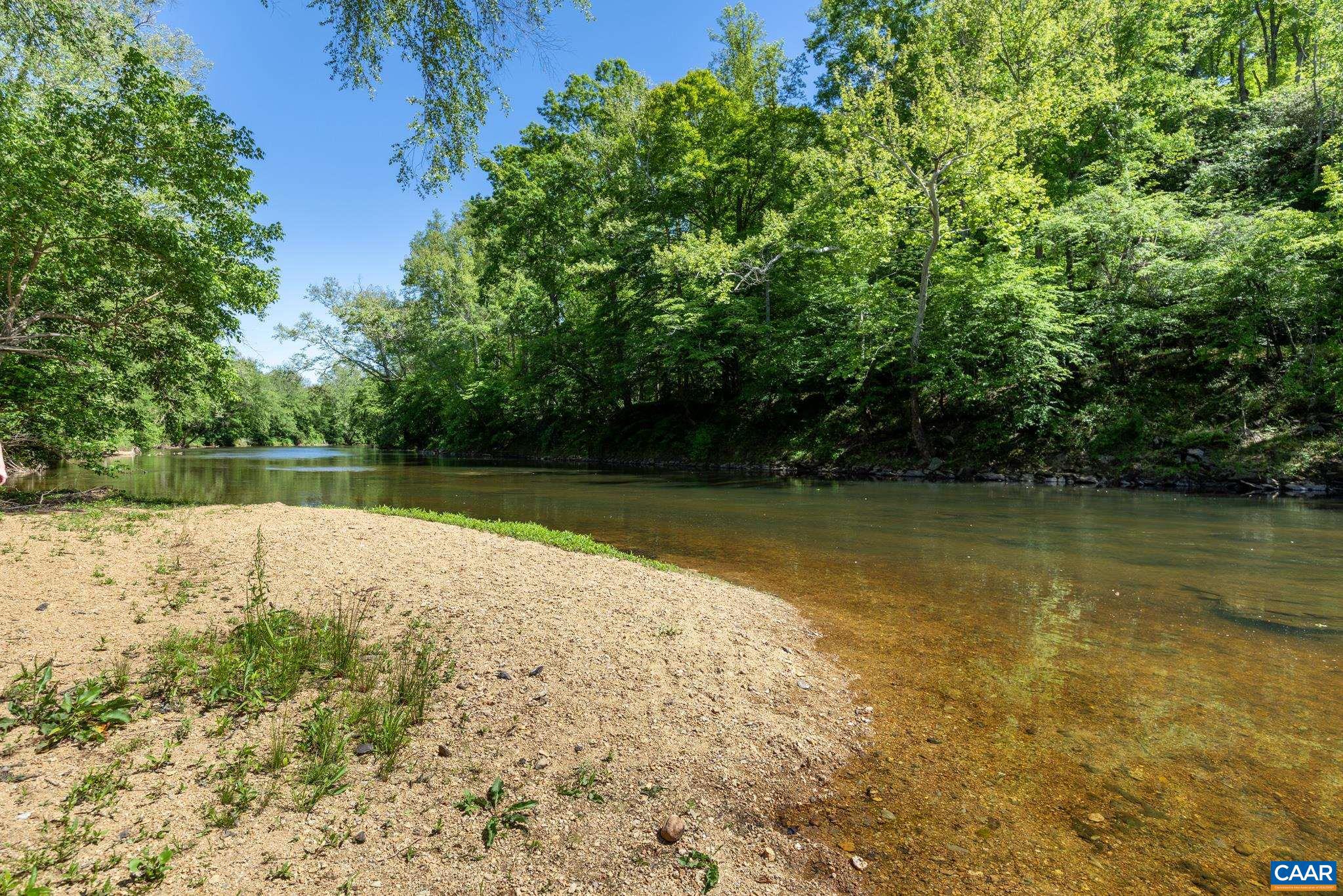 TWO RIVERS - Residential