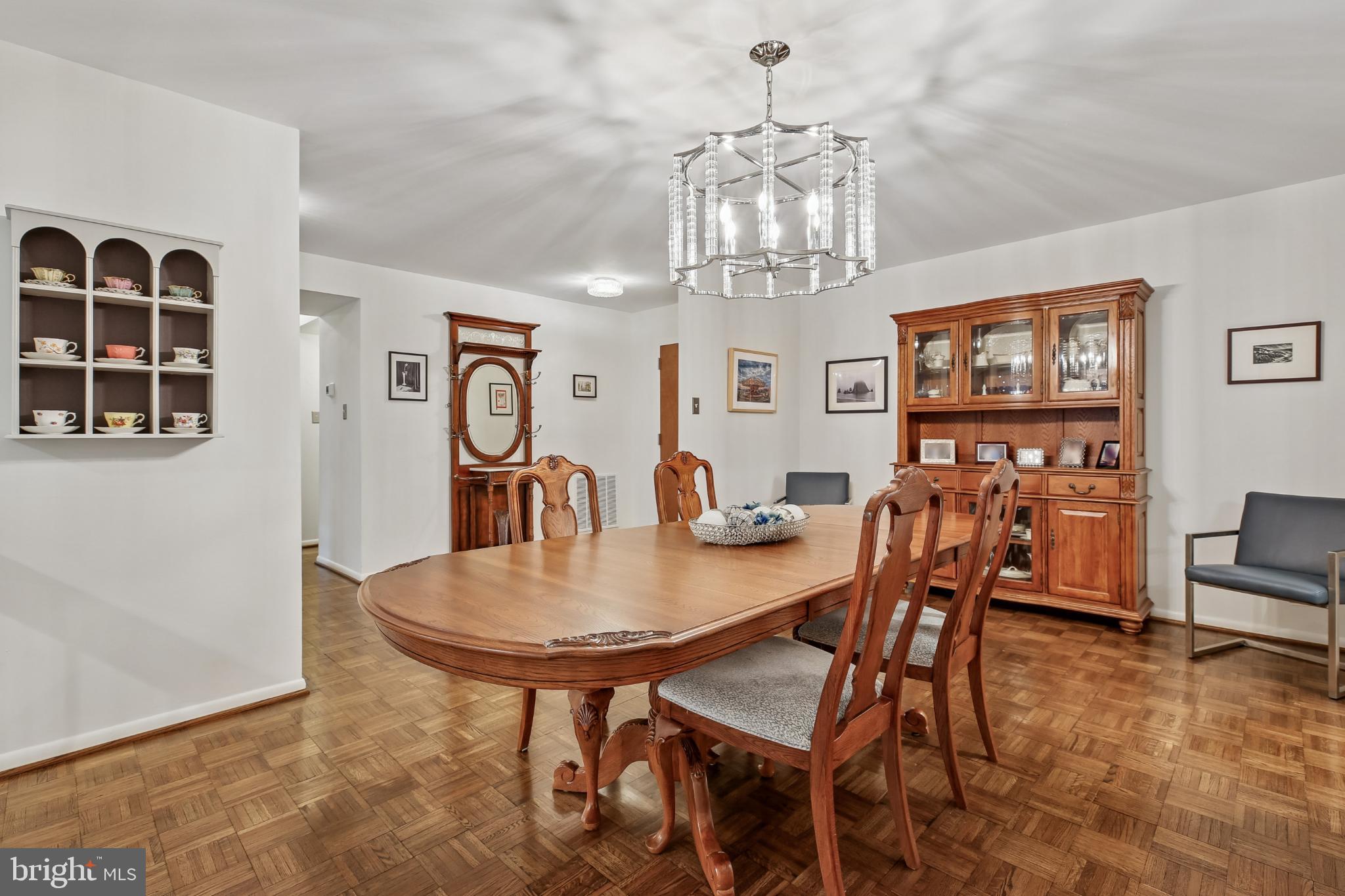 SUMNER VILLAGE - Residential